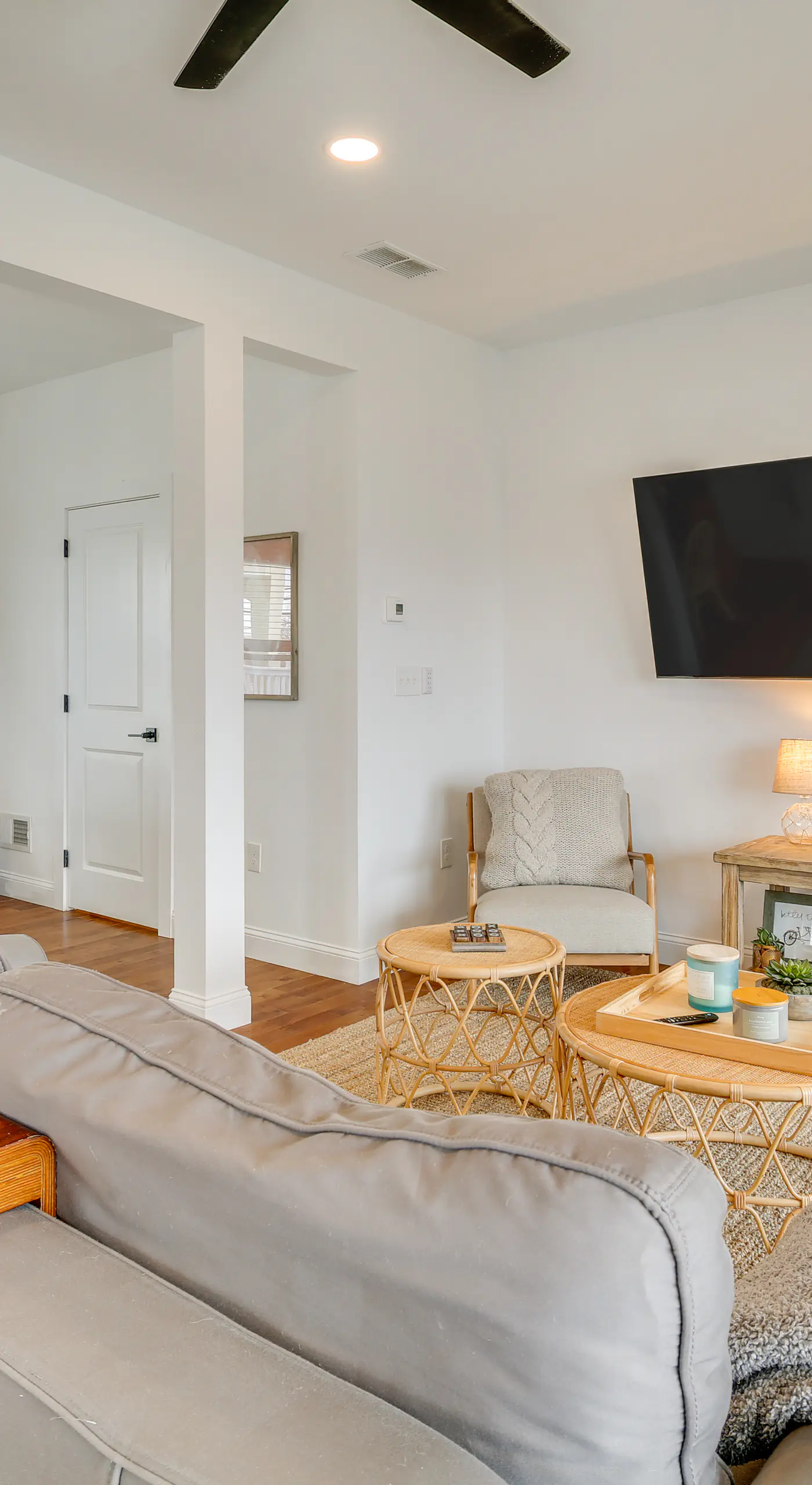 ‘The Kraken’ Wildwood Townhome: 1/2 Mi to Beach!