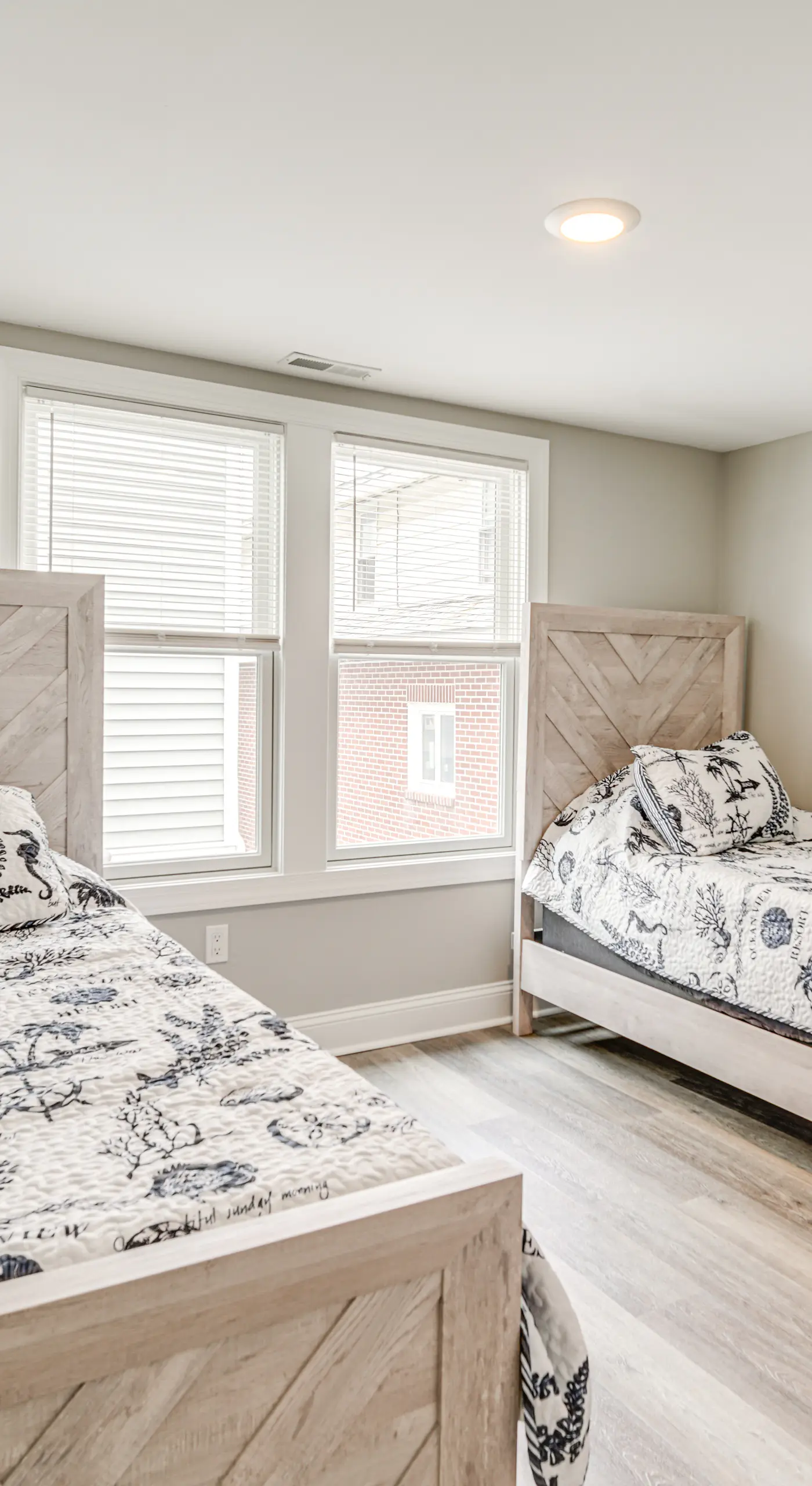 Newly Built North Wildwood Cottage, Walk to Beach!