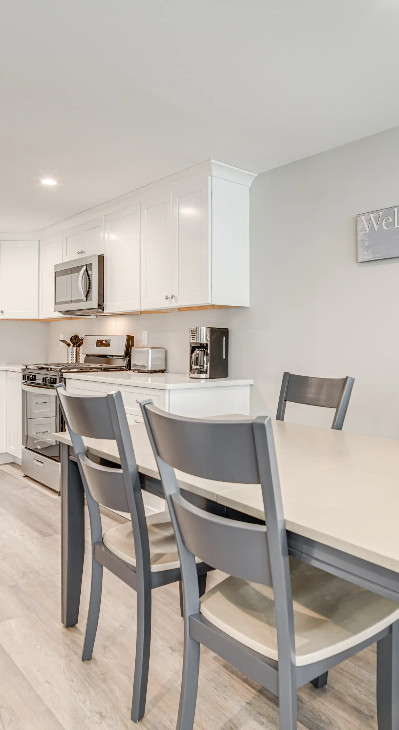 Newly Built North Wildwood Cottage, Walk to Beach!