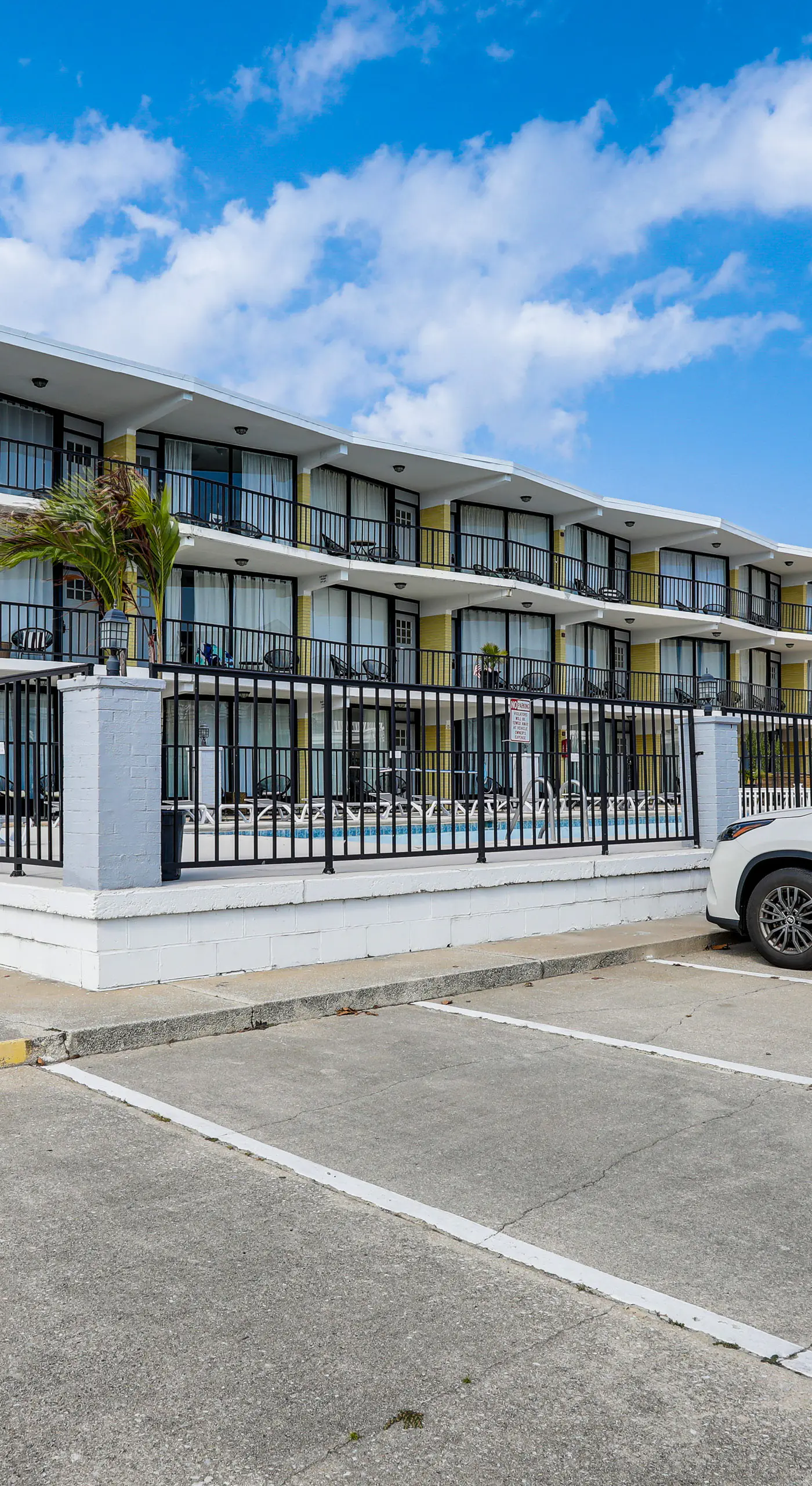 2 Blocks to Beach: Modern Condo in North Wildwood!