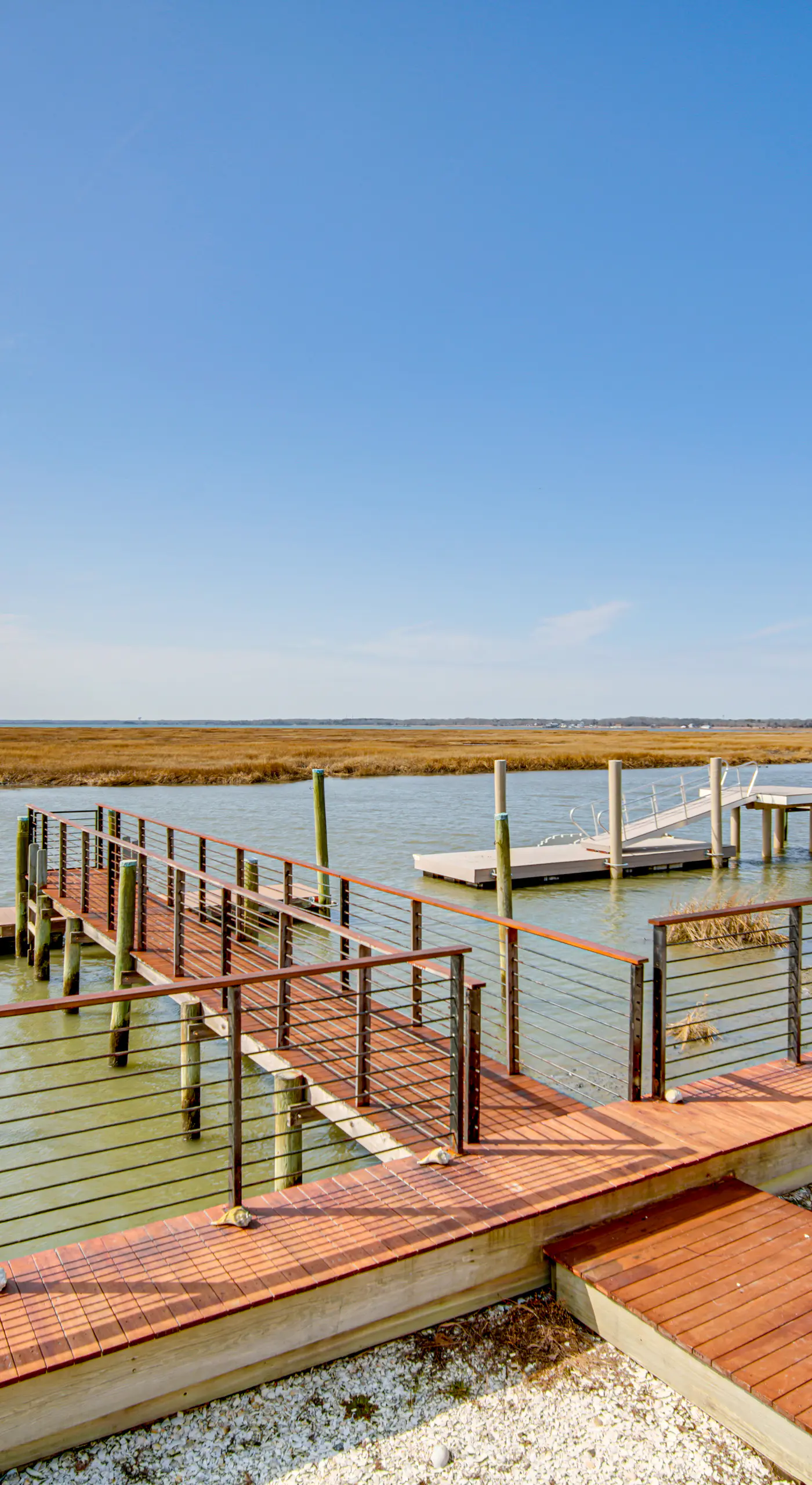 2 Mi to Stone Harbor Beach: Lovely Bayfront Home