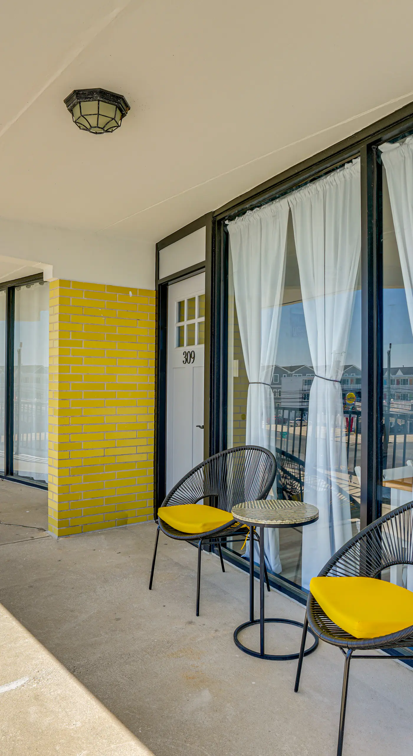 Walk to Beach: North Wildwood Condo w/ Pool Access