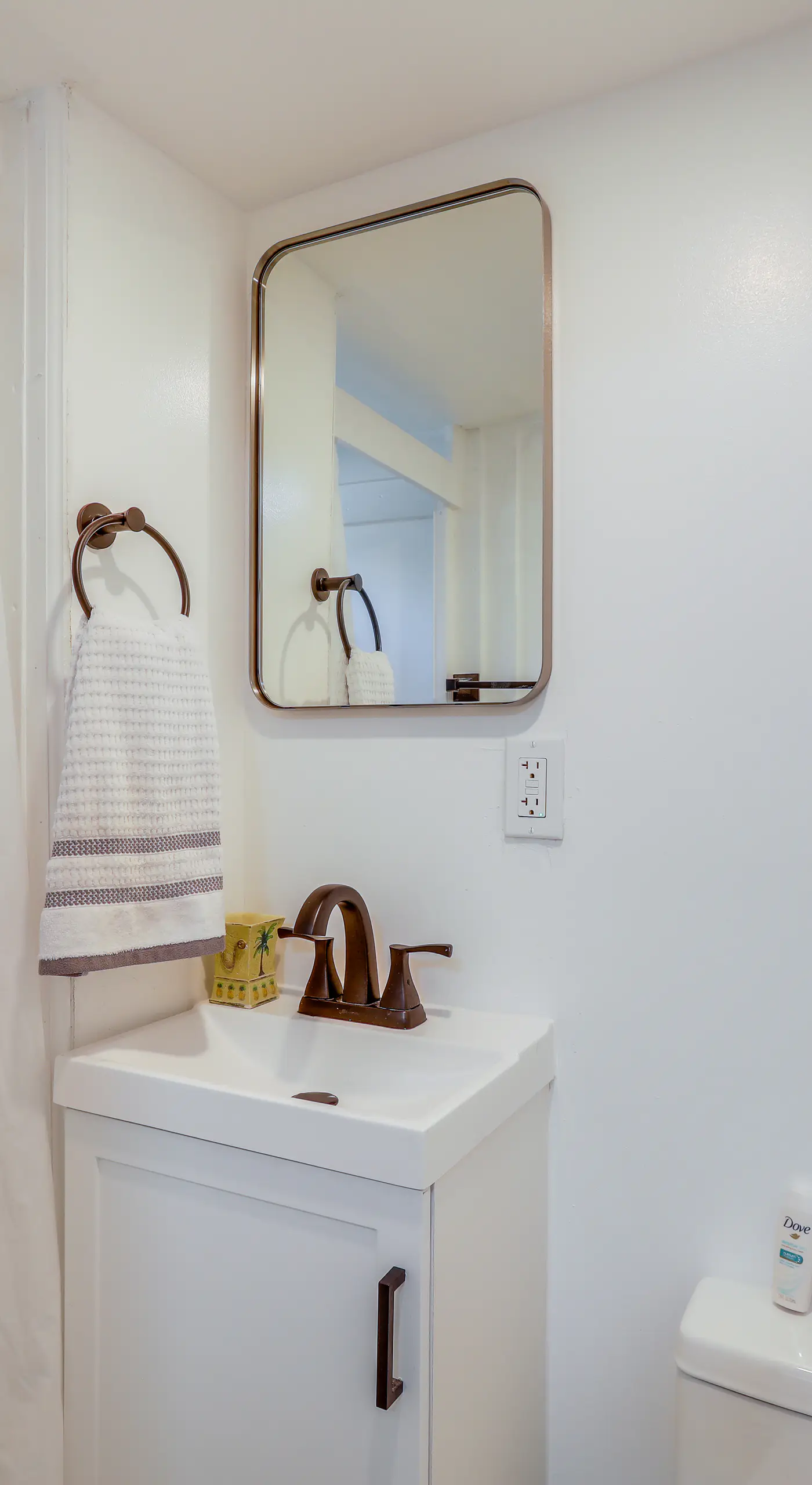 Walk to Beach & Dtwn: Apt in Ocean Grove