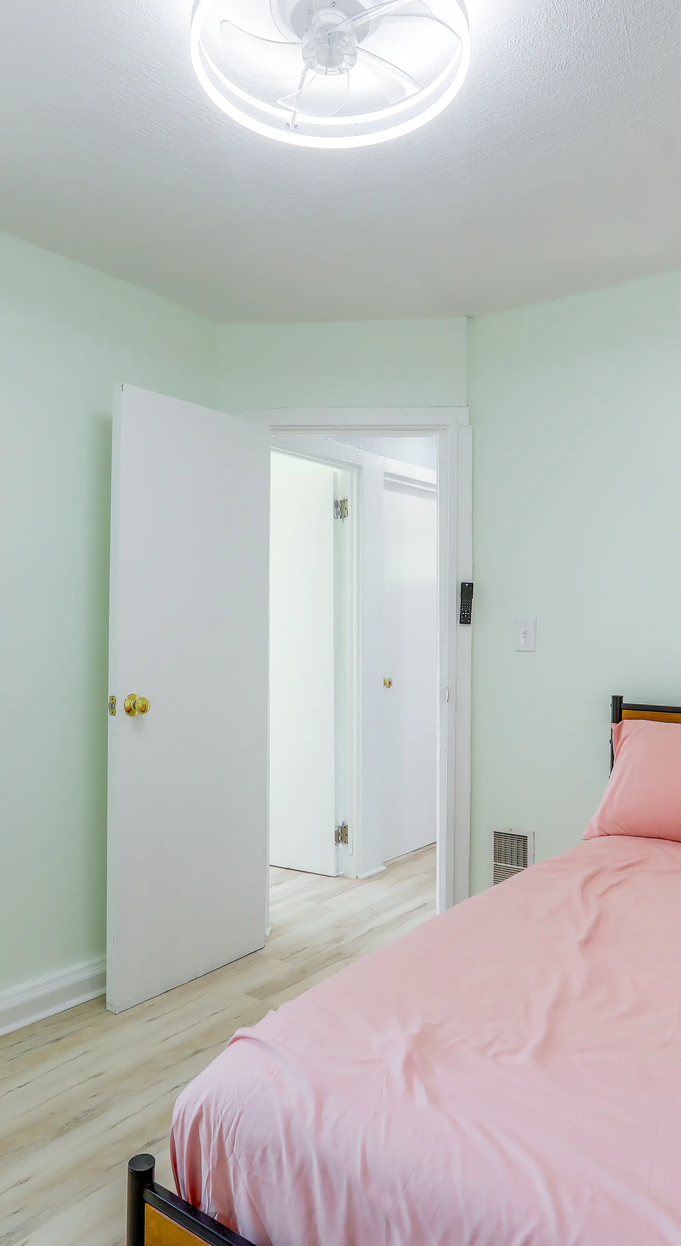 2 Blocks to Beach: Sunny Ocean Grove Apartment