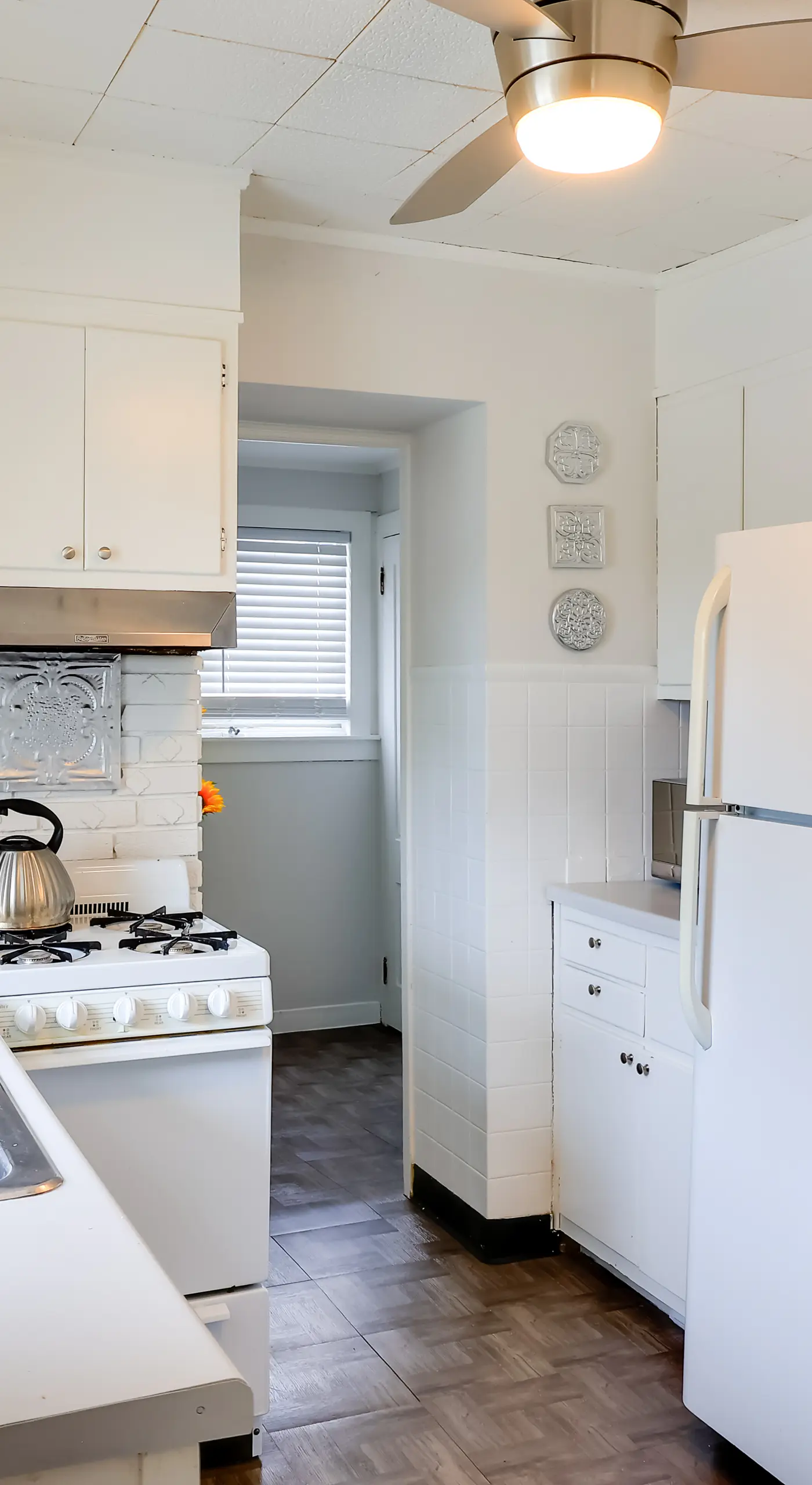 5 Blocks to Beach: Apt w/ Balcony in Ocean Grove!
