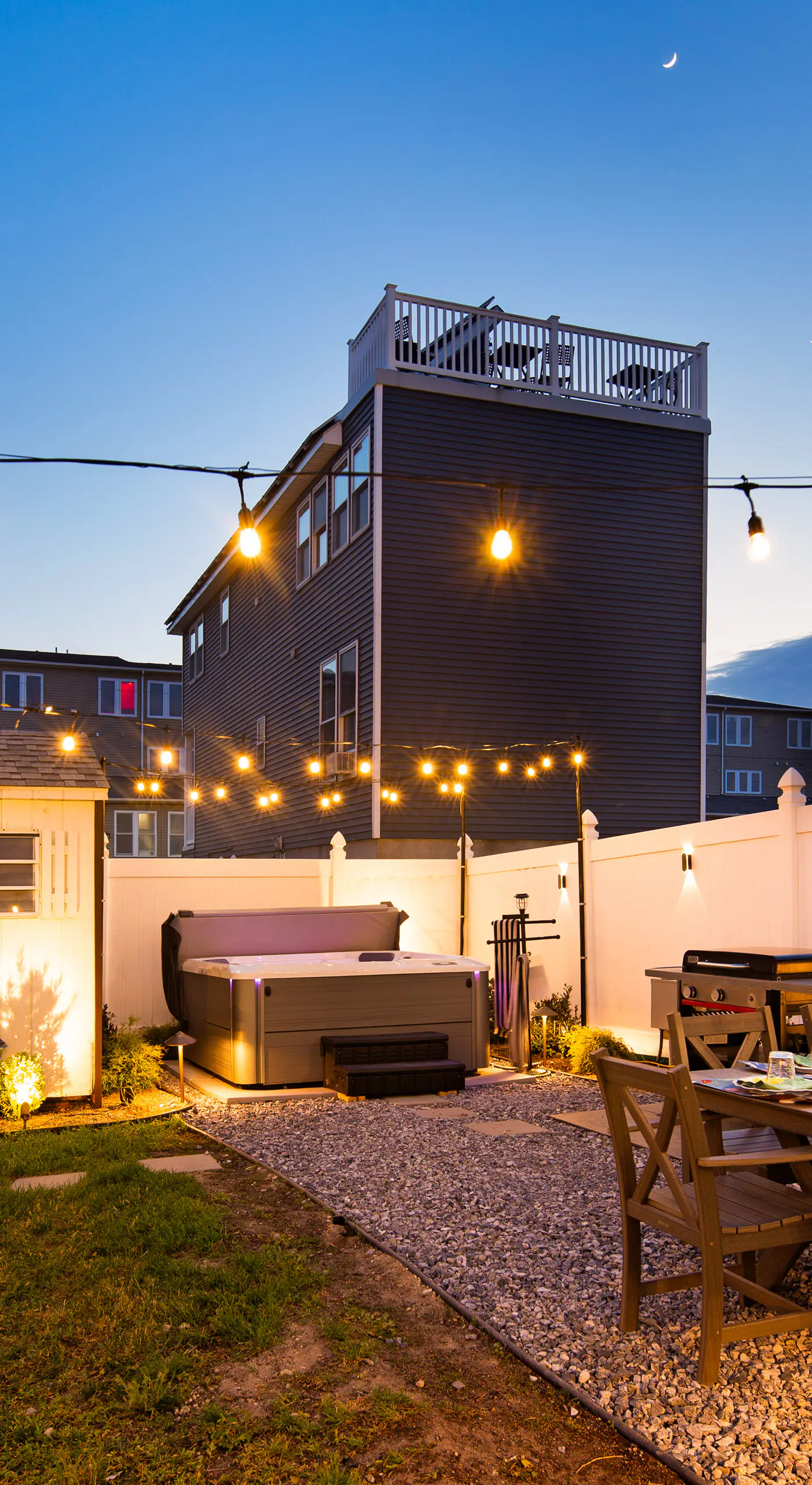 Luxe & Cozy Gem: Walk to Beach & Boardwalk - Bikes