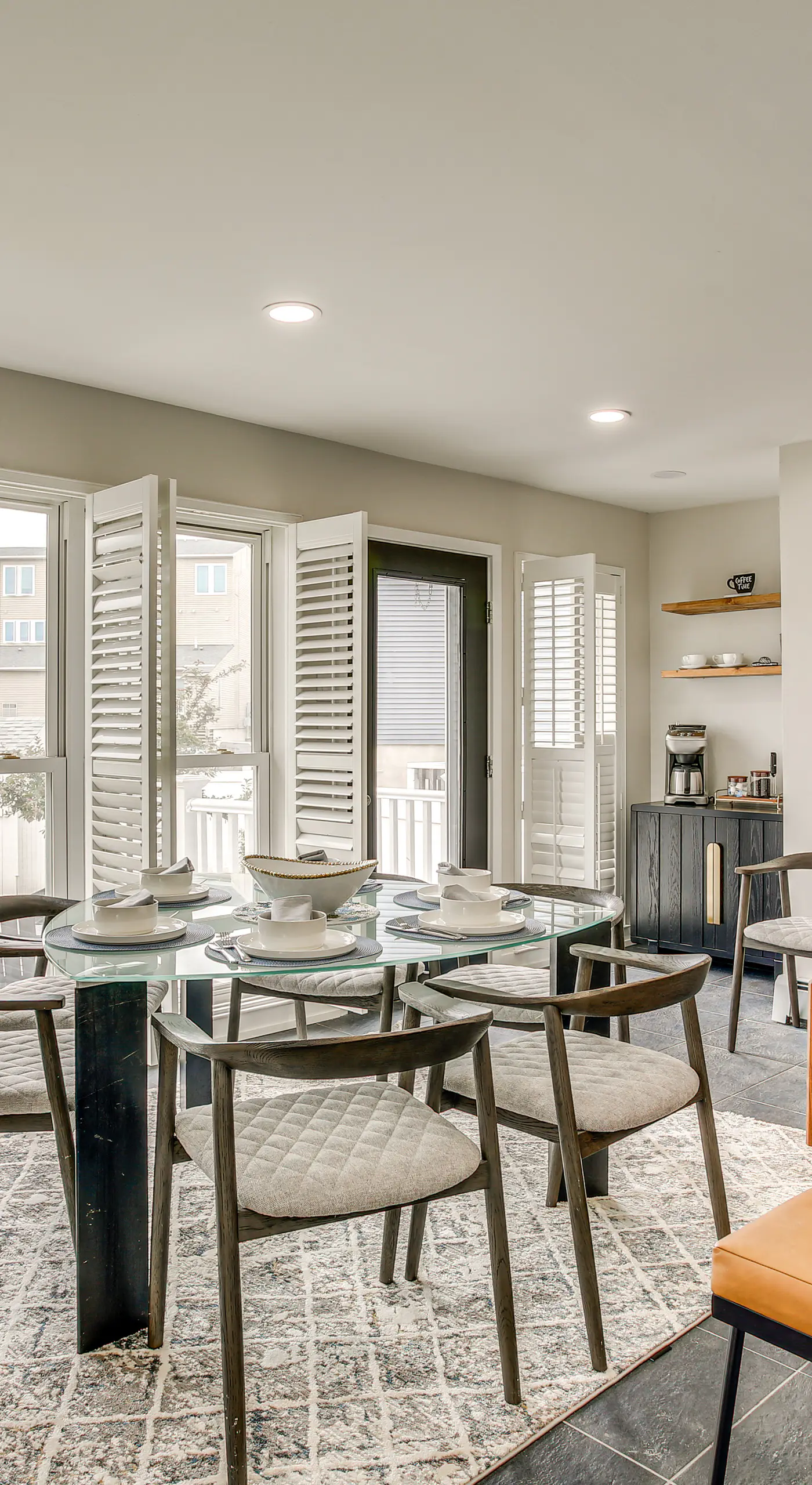 Luxe & Cozy Gem: Walk to Beach & Boardwalk - Bikes