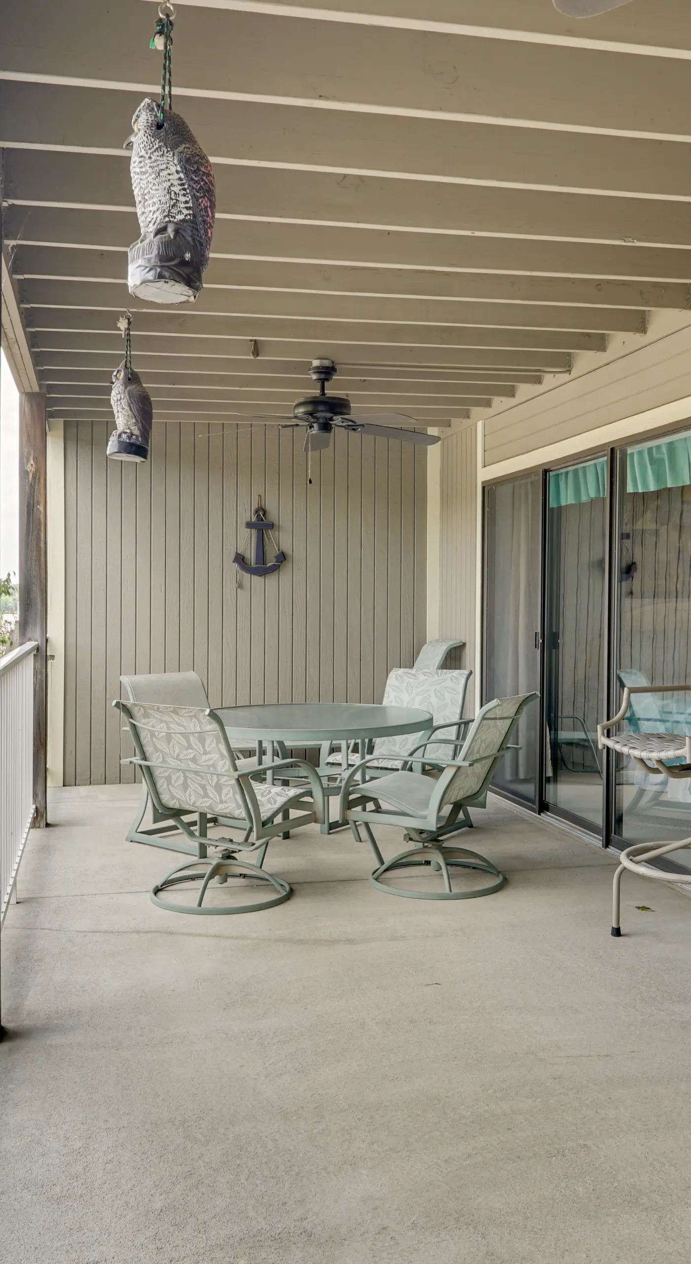Tranquil Osage Beach Condo w/ Waterfront Decks!