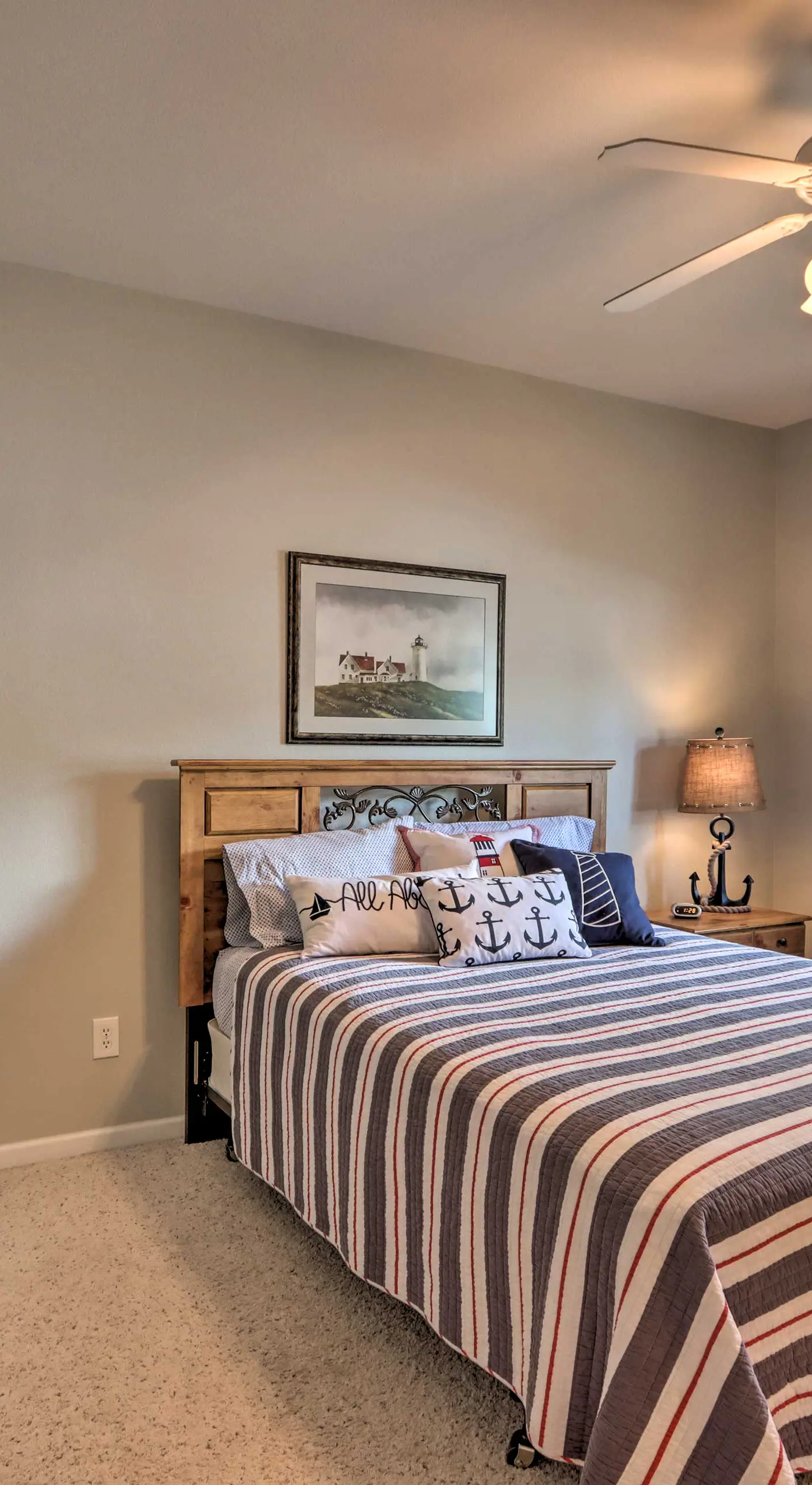 Balcony & Seasonal Pool: Lakefront Ozark Condo