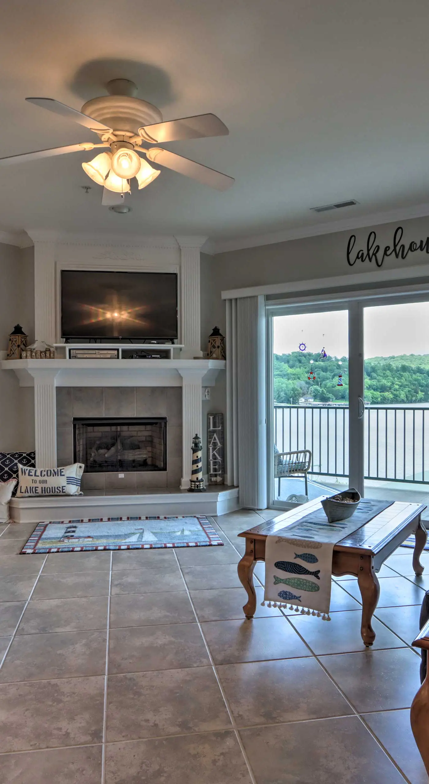 Balcony & Seasonal Pool: Lakefront Ozark Condo