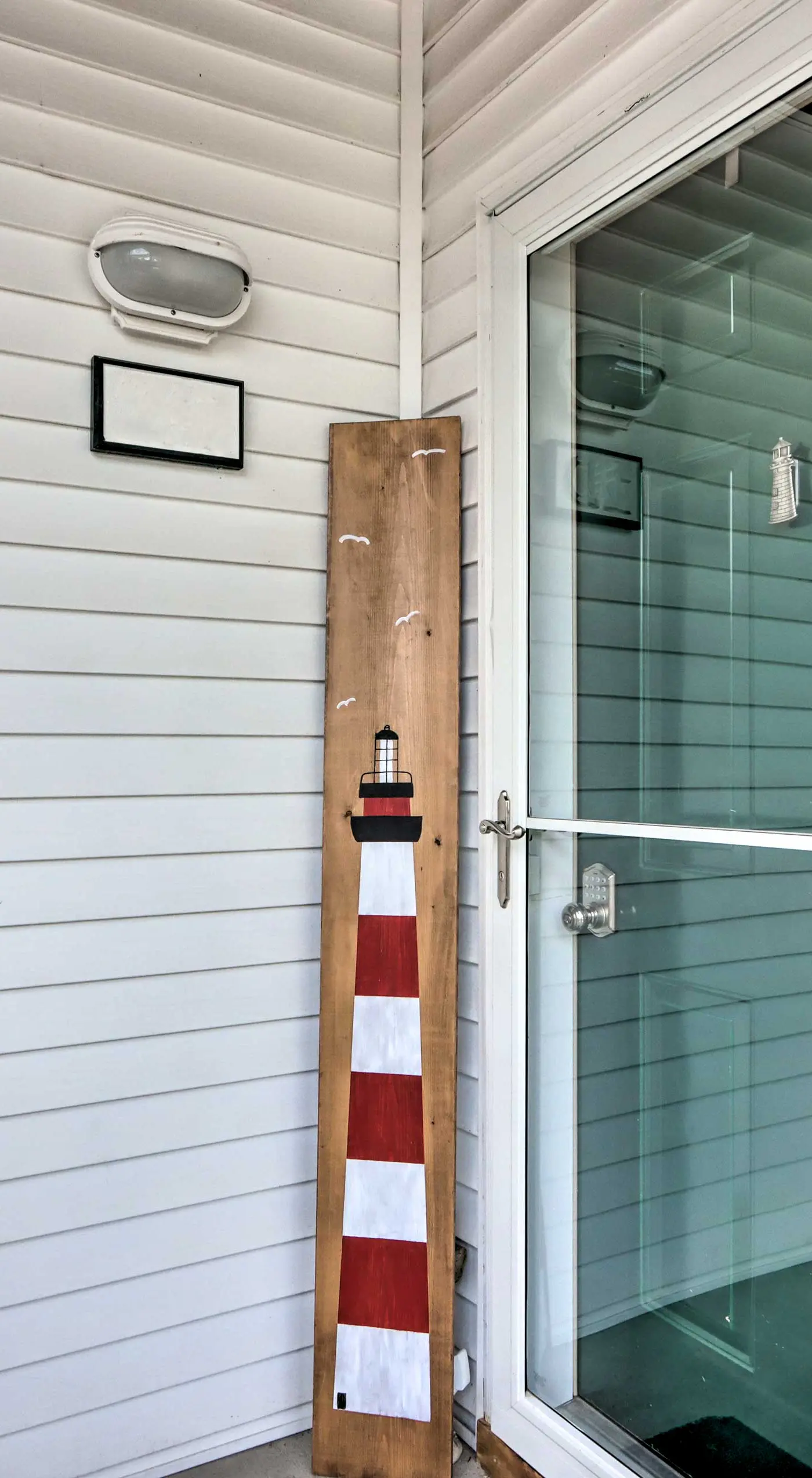 Balcony & Seasonal Pool: Lakefront Ozark Condo