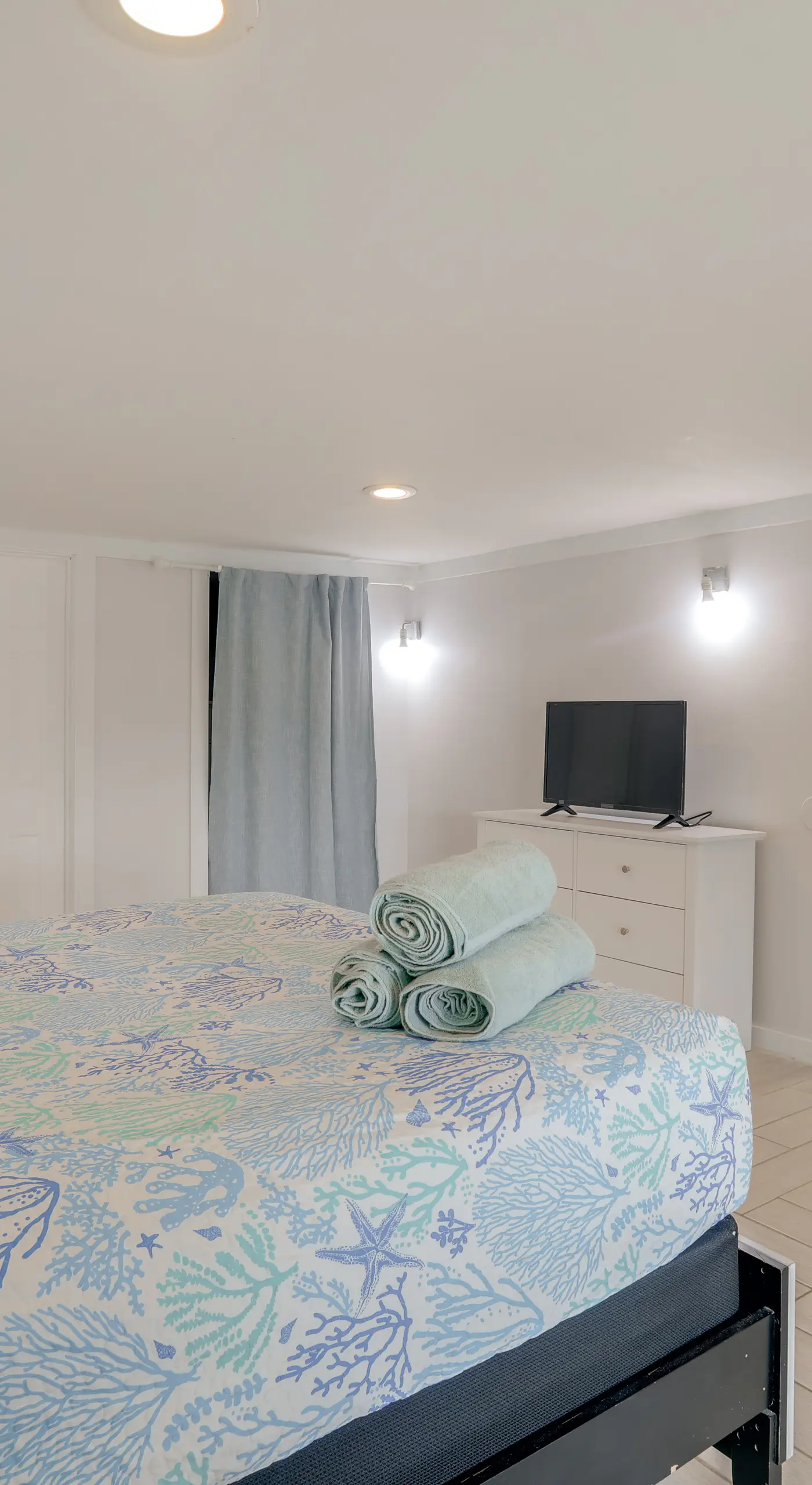Steps to Sand & Boardwalk! Seaside Heights Condo