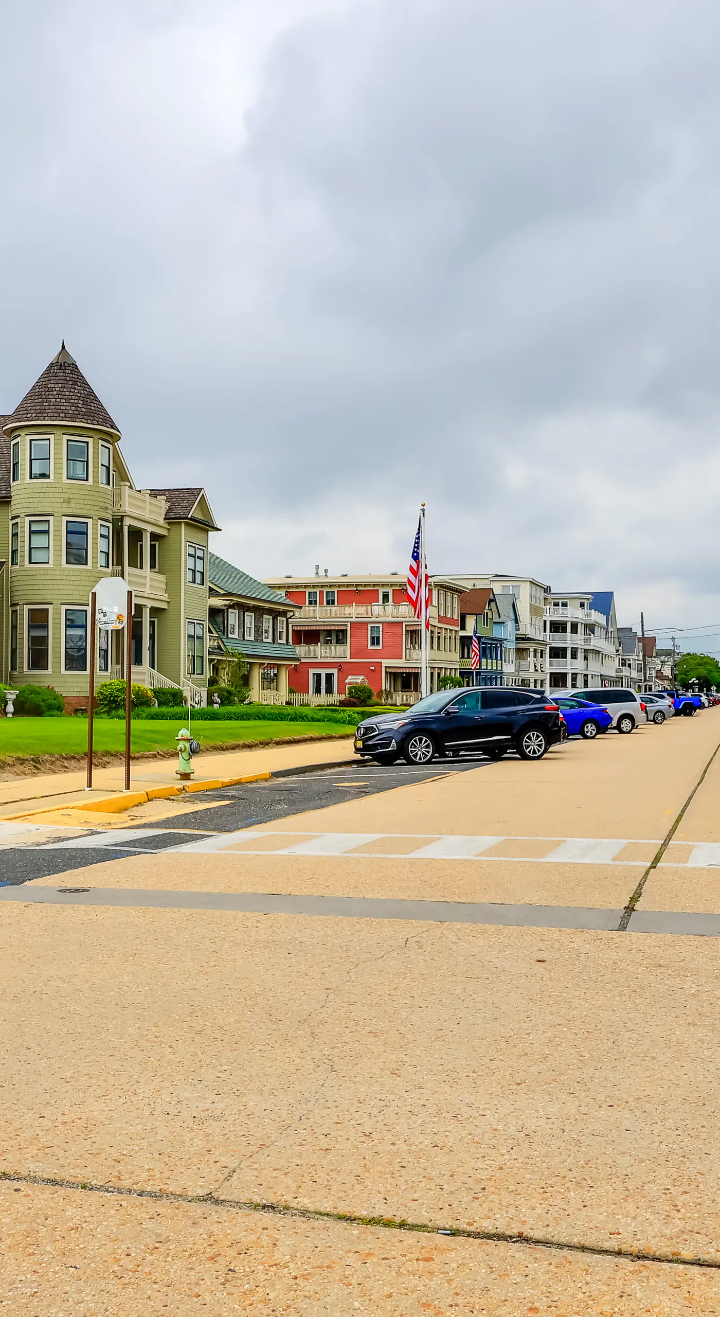 Walk to Downtown & Beach: Ocean Grove Apartment!