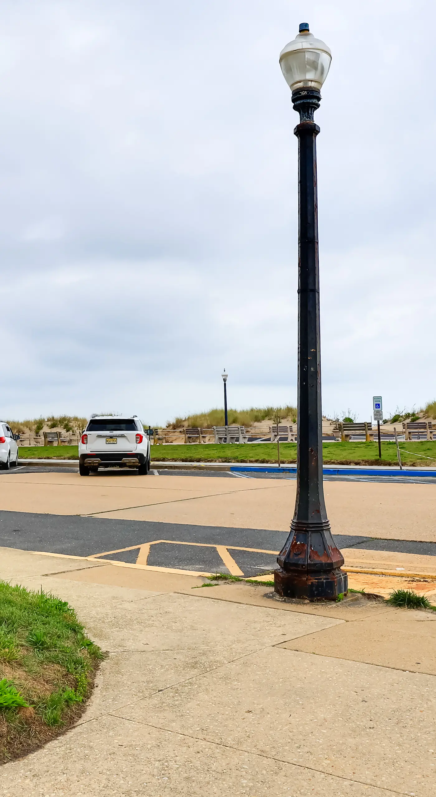 Walk to Downtown & Beach: Ocean Grove Apartment!