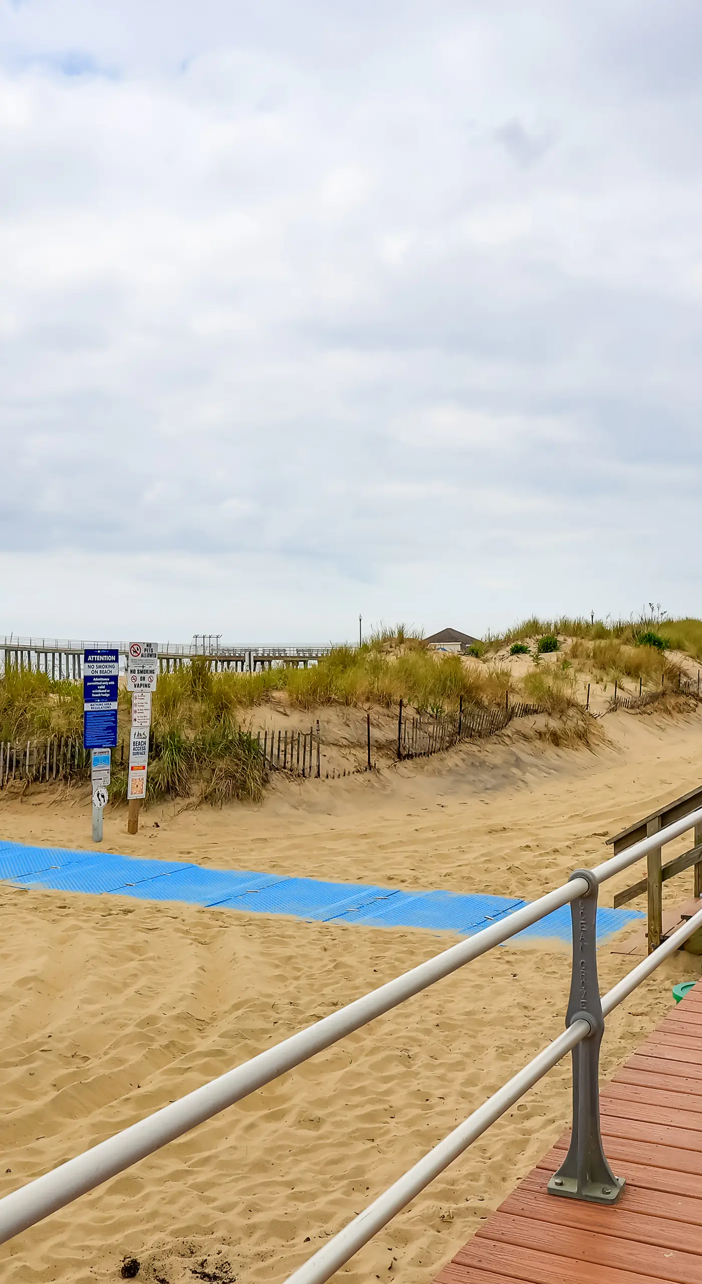 Walk to Downtown & Beach: Ocean Grove Apartment!