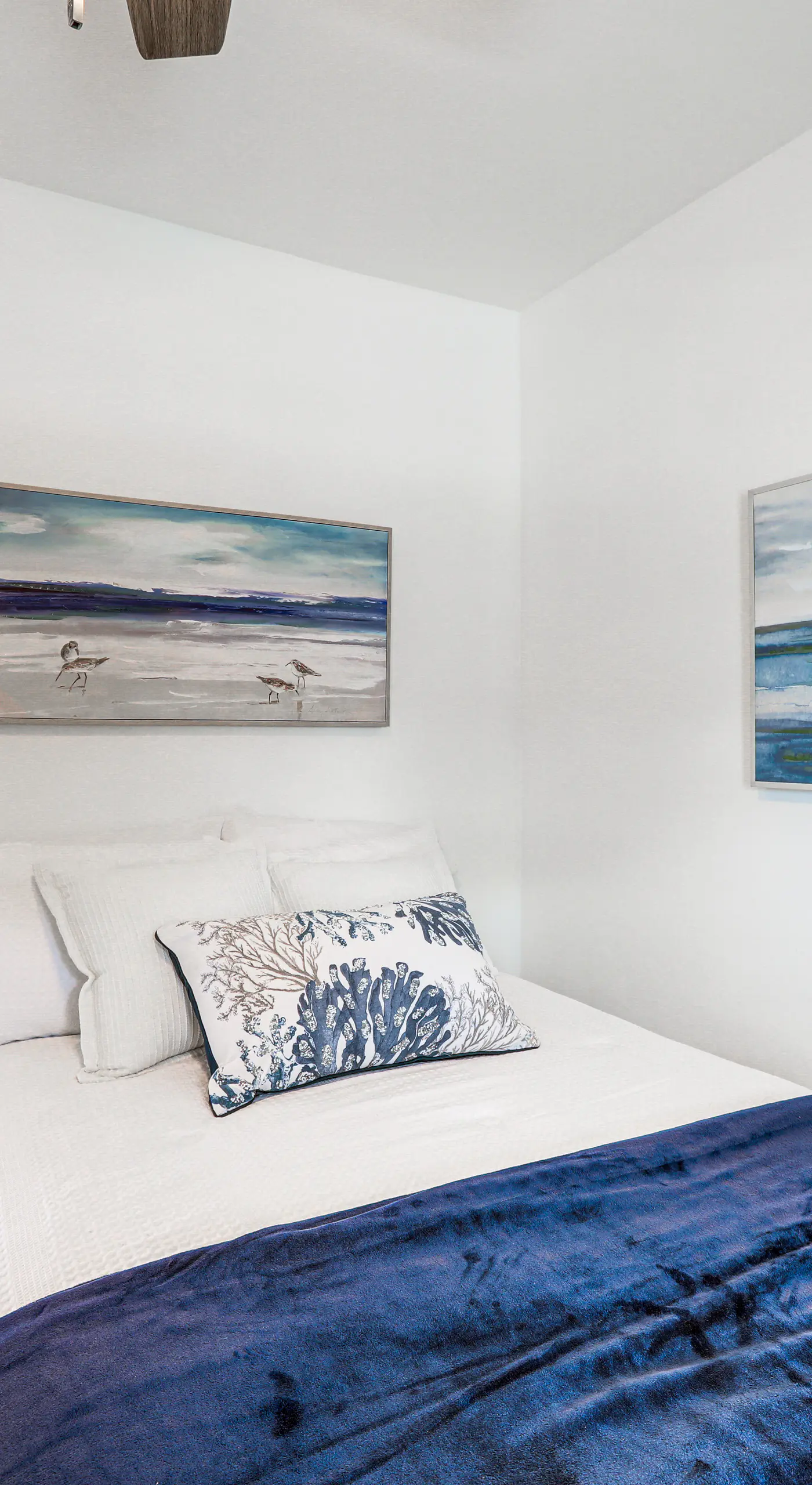 Stroll to Ocean Grove Boardwalk & Beach: Sleek Apt