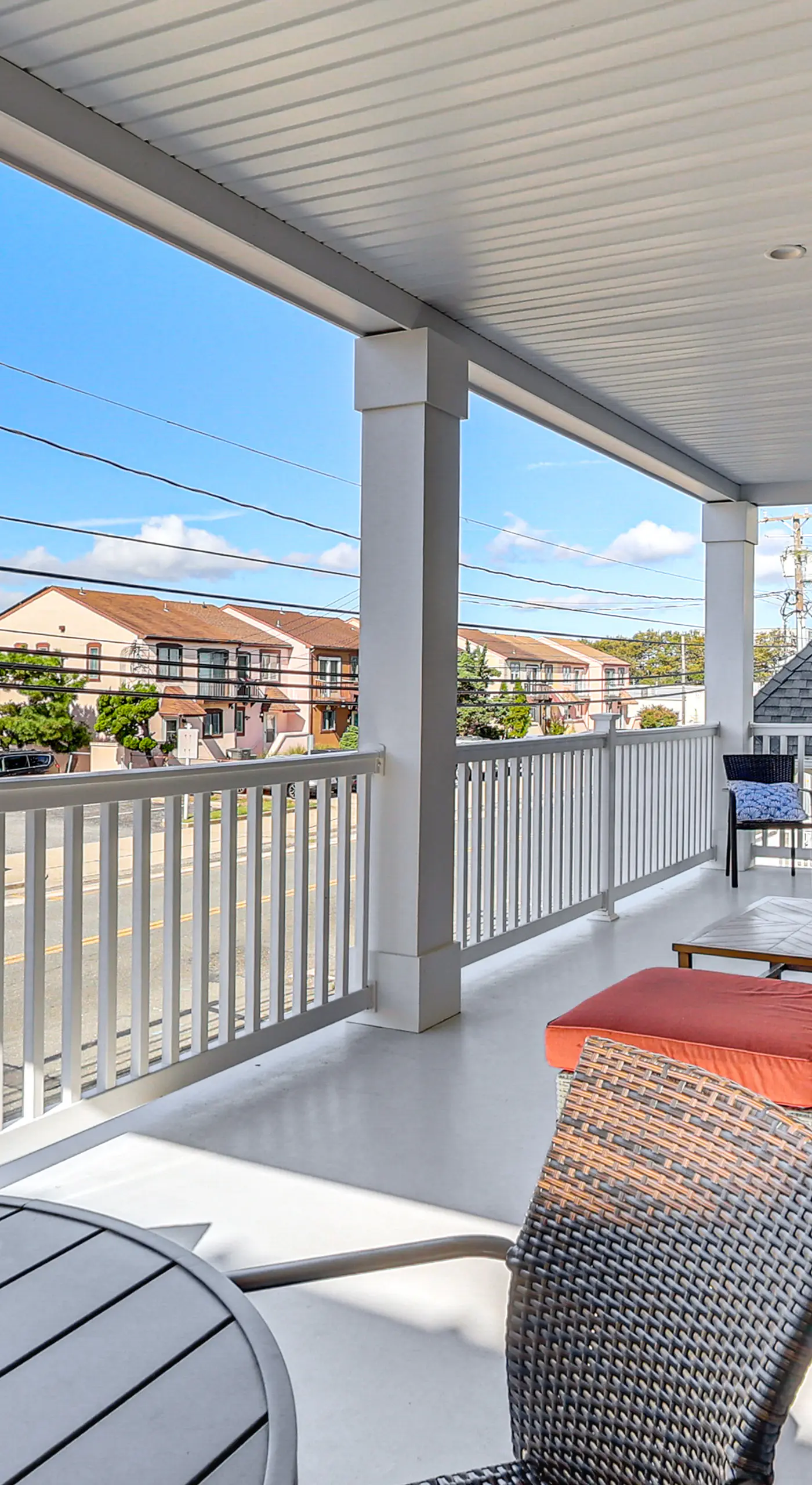 Walk to Beach & Morey’s Piers: Family Getaway!
