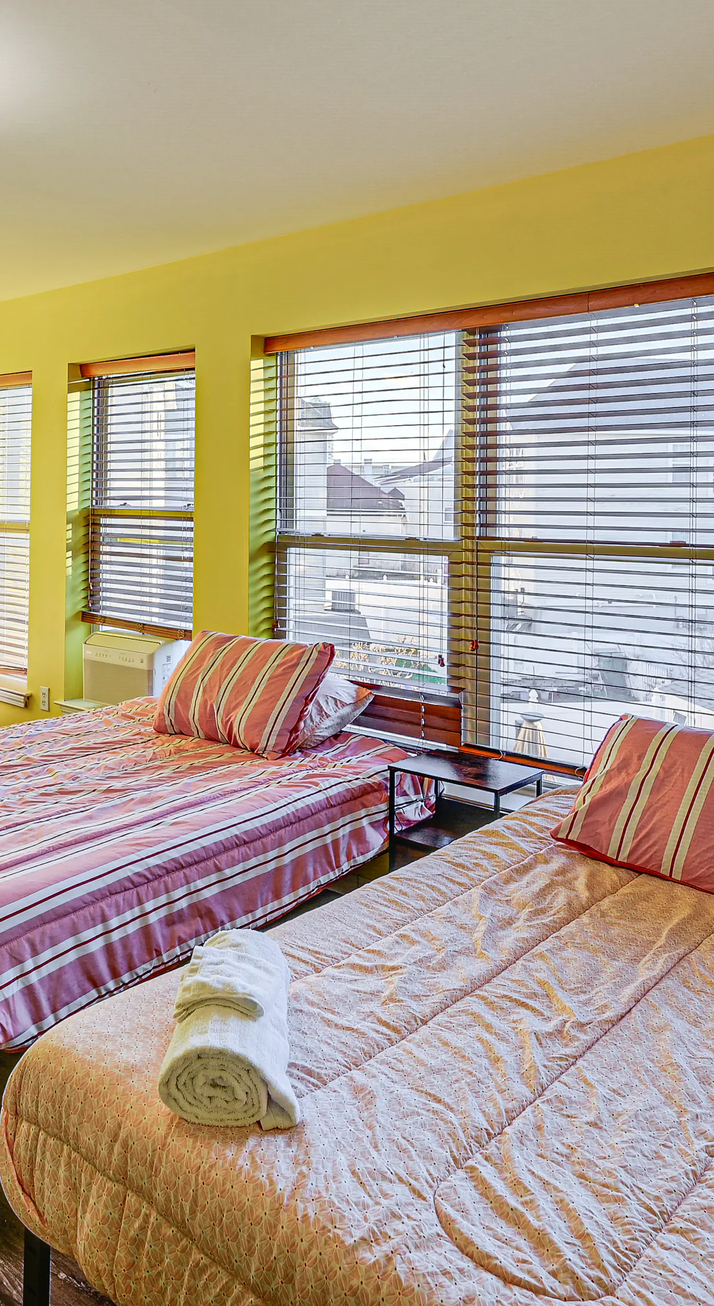 Hot Tub & Sauna! Atlantic City Getaway By Beach