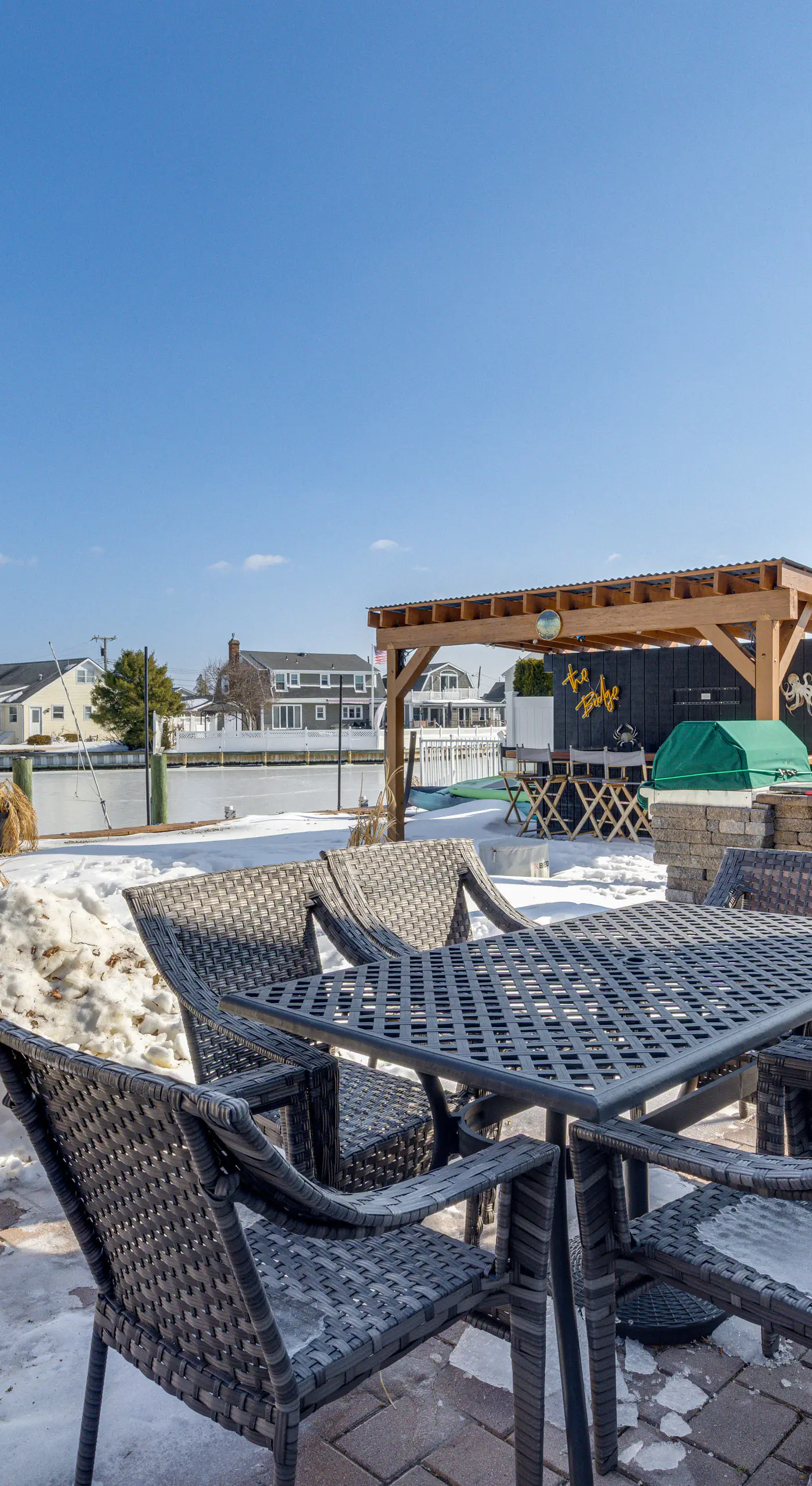 Canal-Front Backyard Oasis! Jersey Shore Retreat