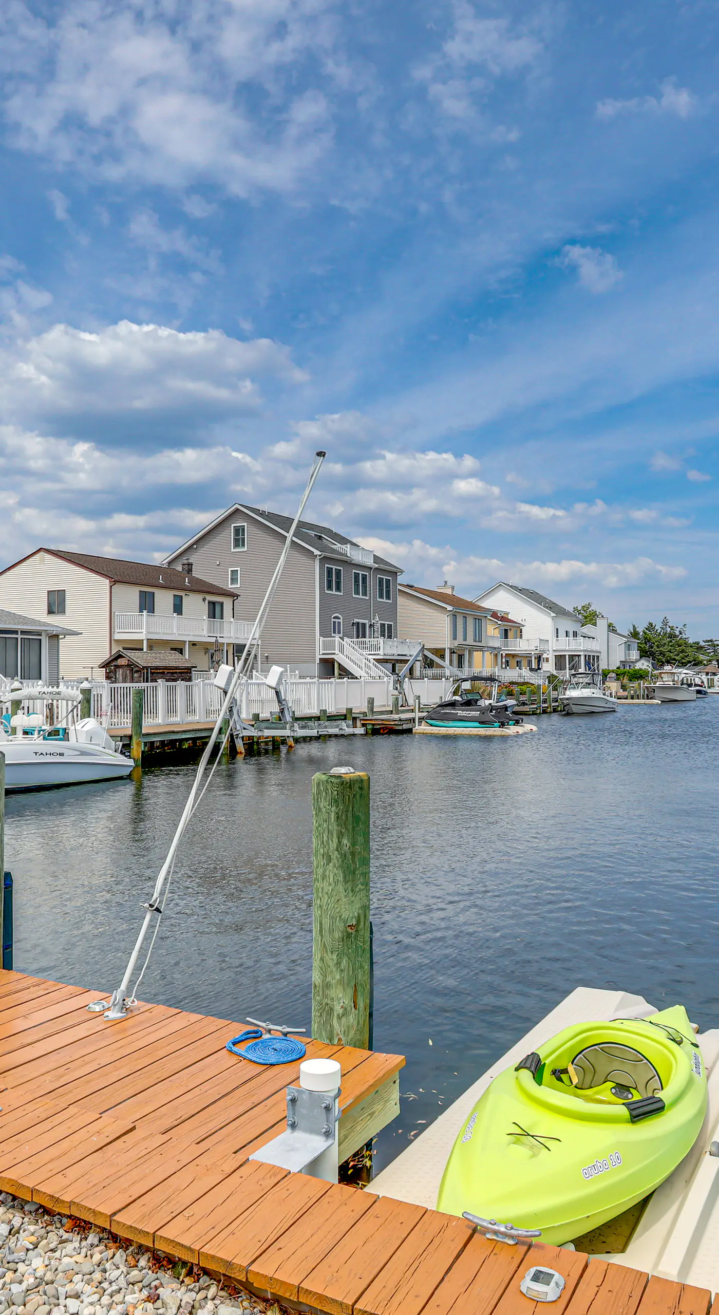 Canal-Front Backyard Oasis! Jersey Shore Retreat