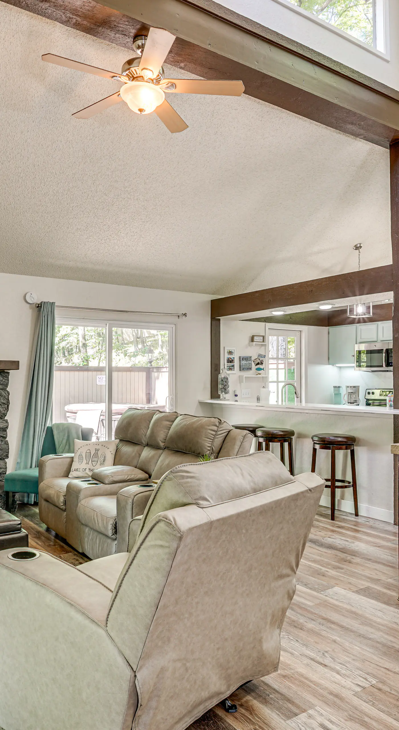 Osage Beach Home w/ Private Hot Tub: Near Lake!
