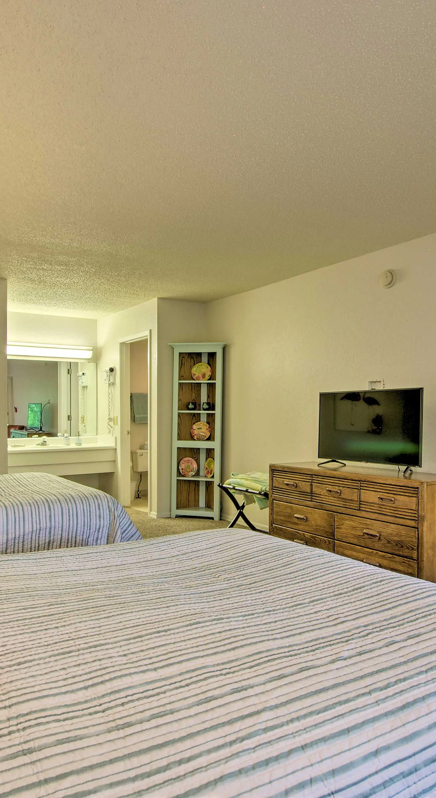 Osage Beach Home w/ Private Hot Tub: Near Lake!