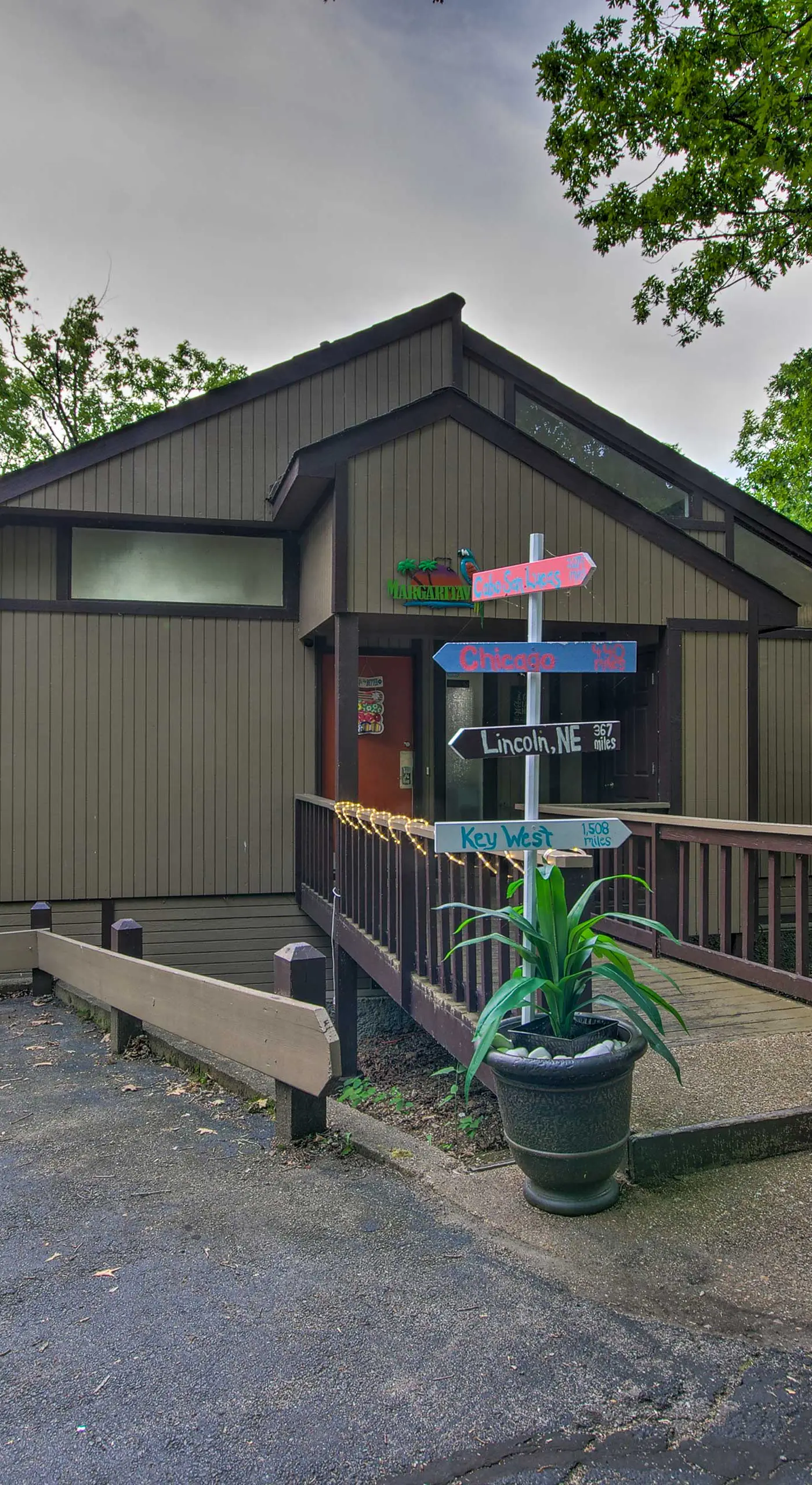 Osage Beach Home w/ Private Hot Tub: Near Lake!