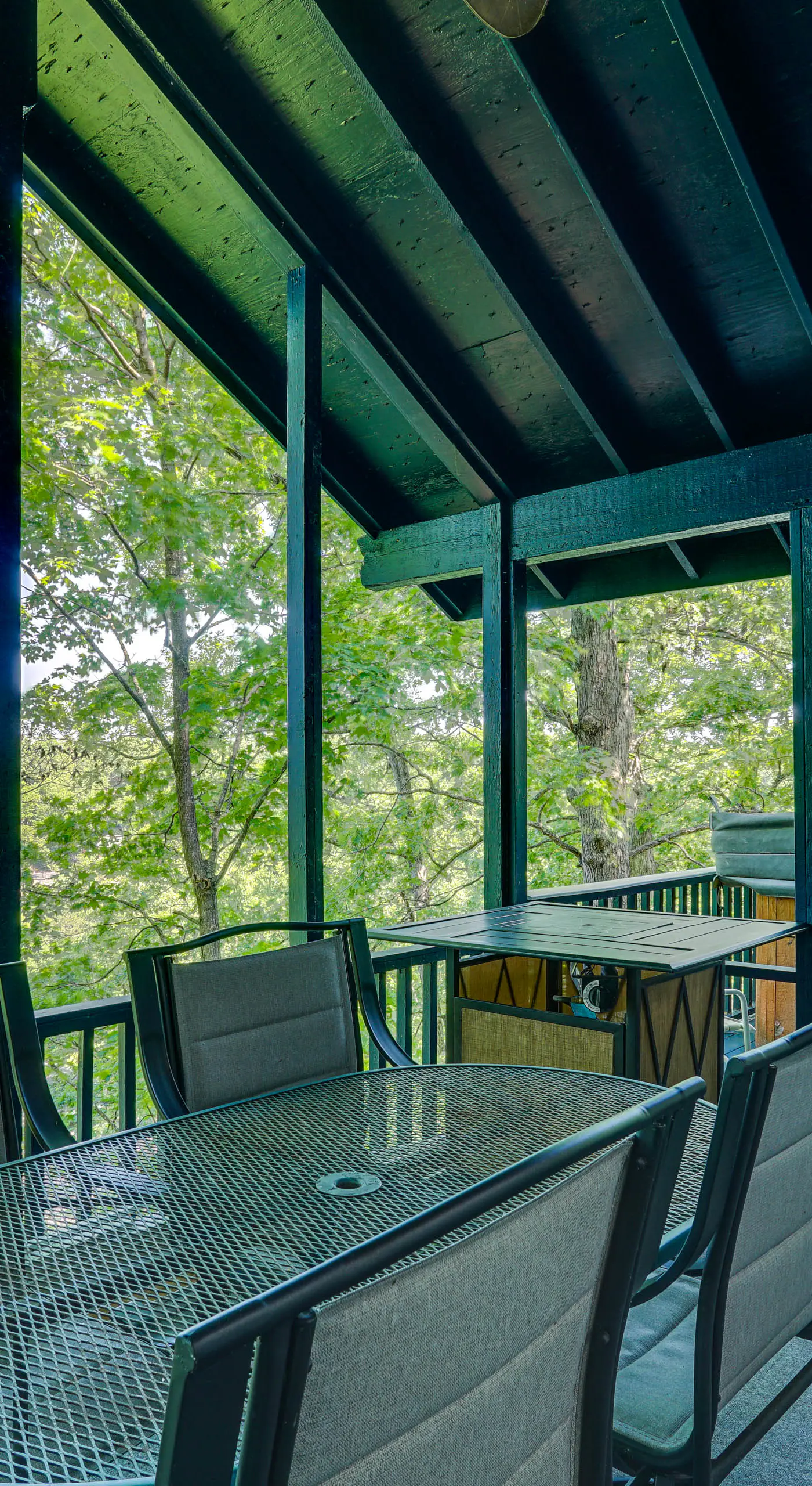 Getaway w/ Hot Tub in Margaritaville Lake Resort!