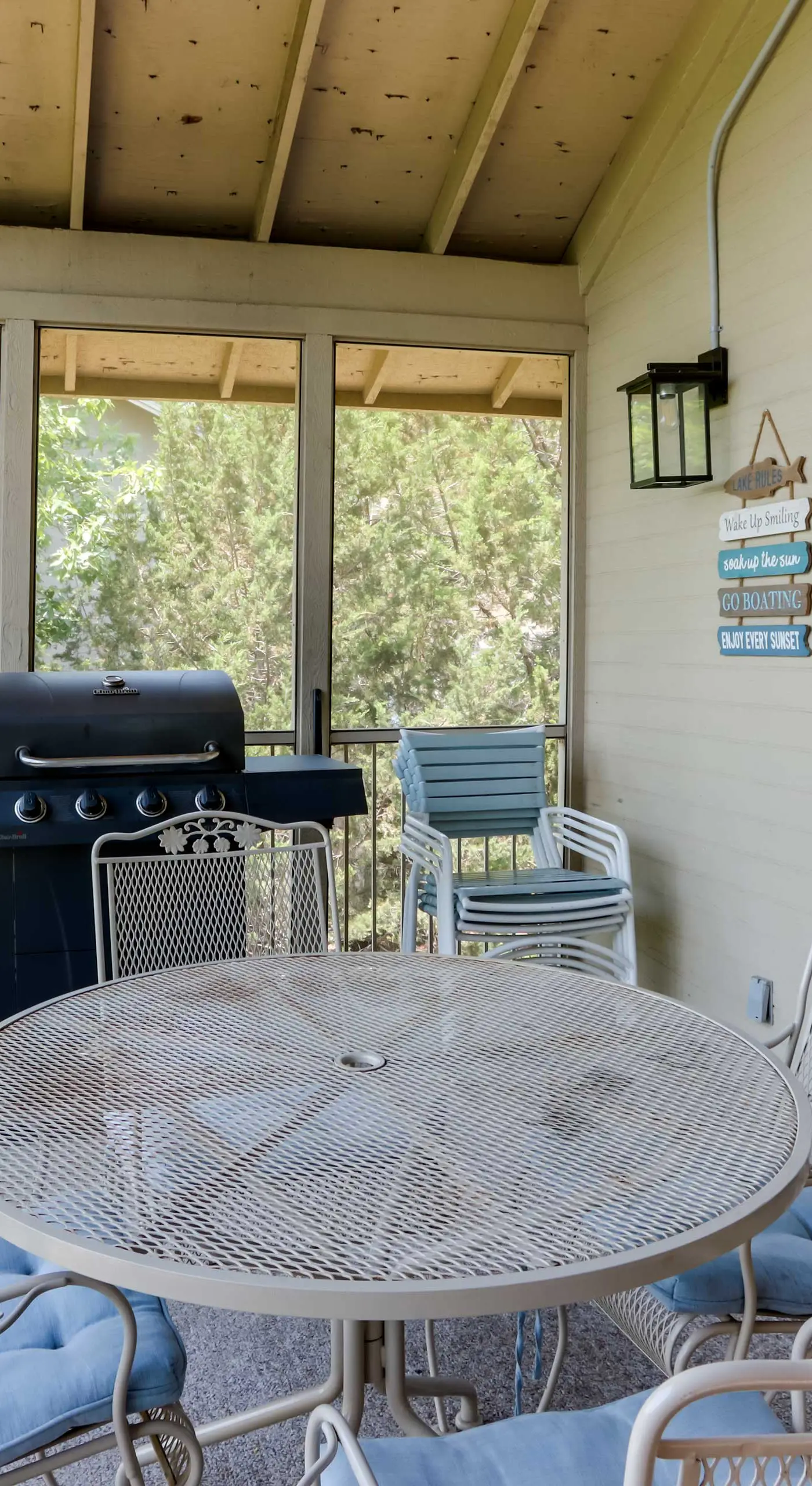 1 Mi to Margaritaville Resort! Getaway w/ Hot Tub