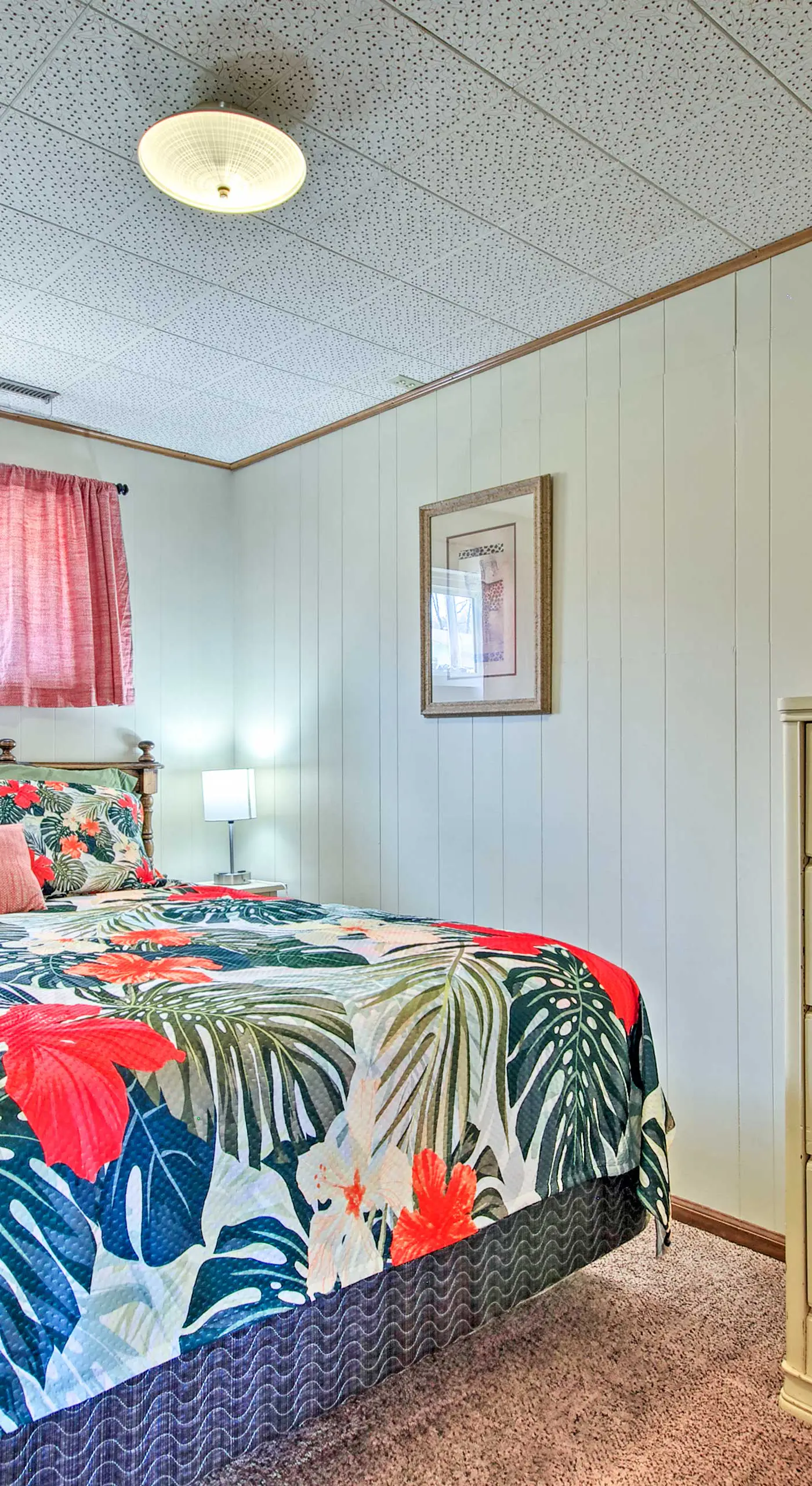 'Hiller Haus' w/ Boat Dock in Lake of the Ozarks!