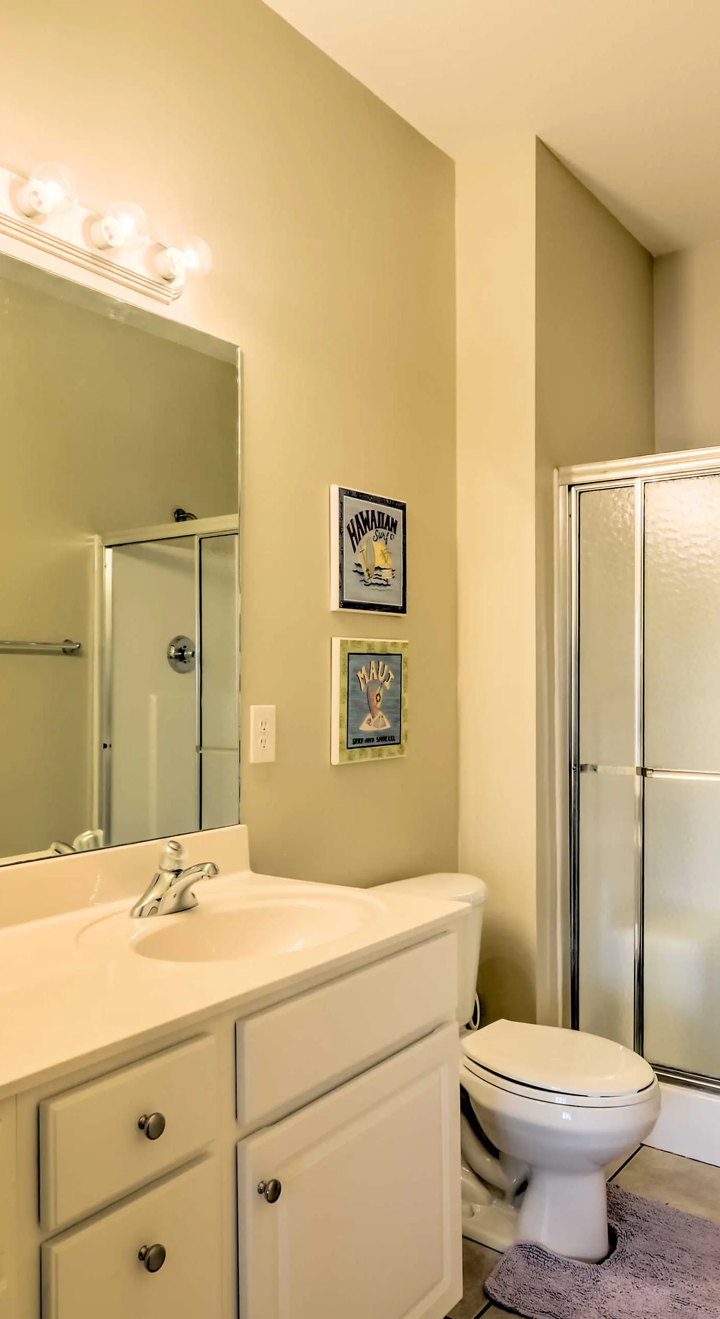 2 Pools! Group-Friendly Unit on Lake of the Ozarks