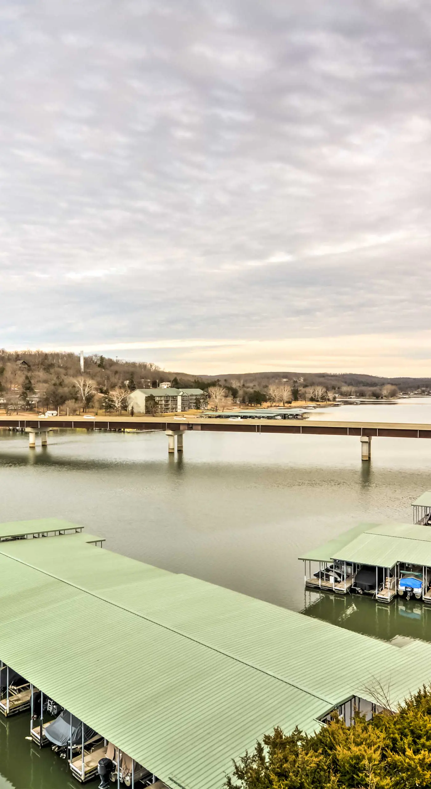 2 Pools! Group-Friendly Unit on Lake of the Ozarks