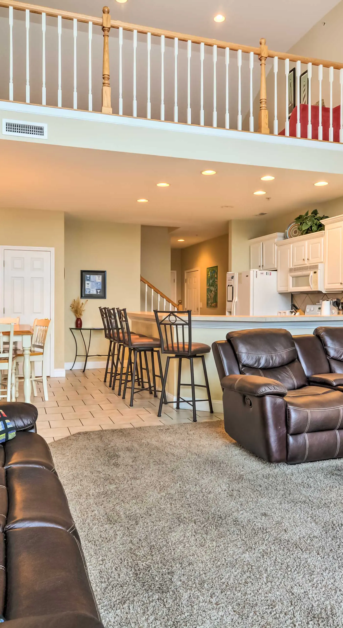 2 Pools! Group-Friendly Unit on Lake of the Ozarks