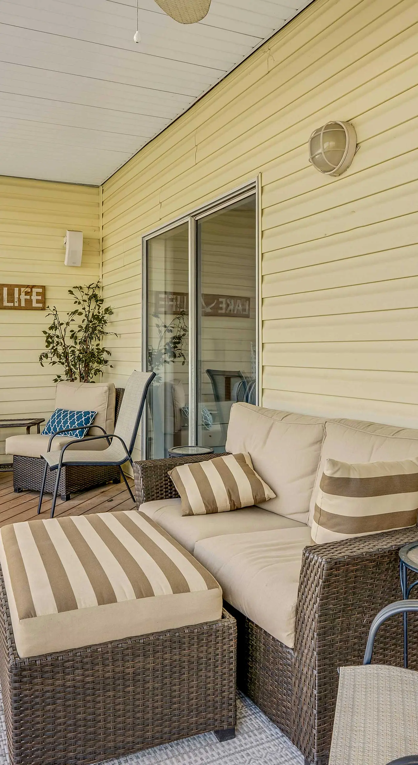 Pool Access! Lake-View Retreat in Osage Beach