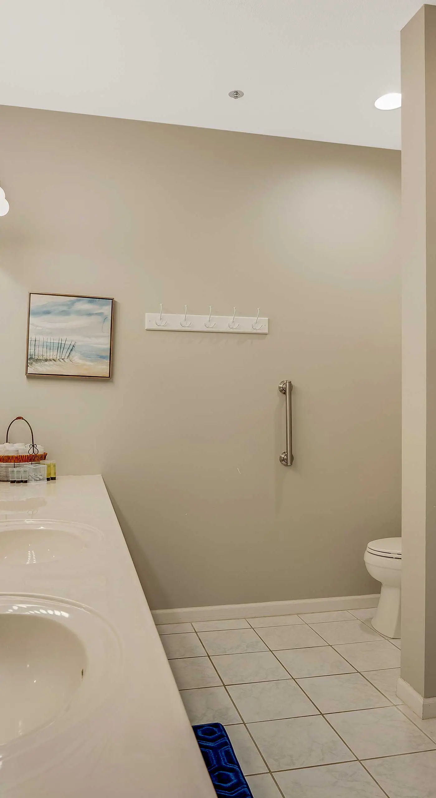 Pool Access! Lake-View Retreat in Osage Beach