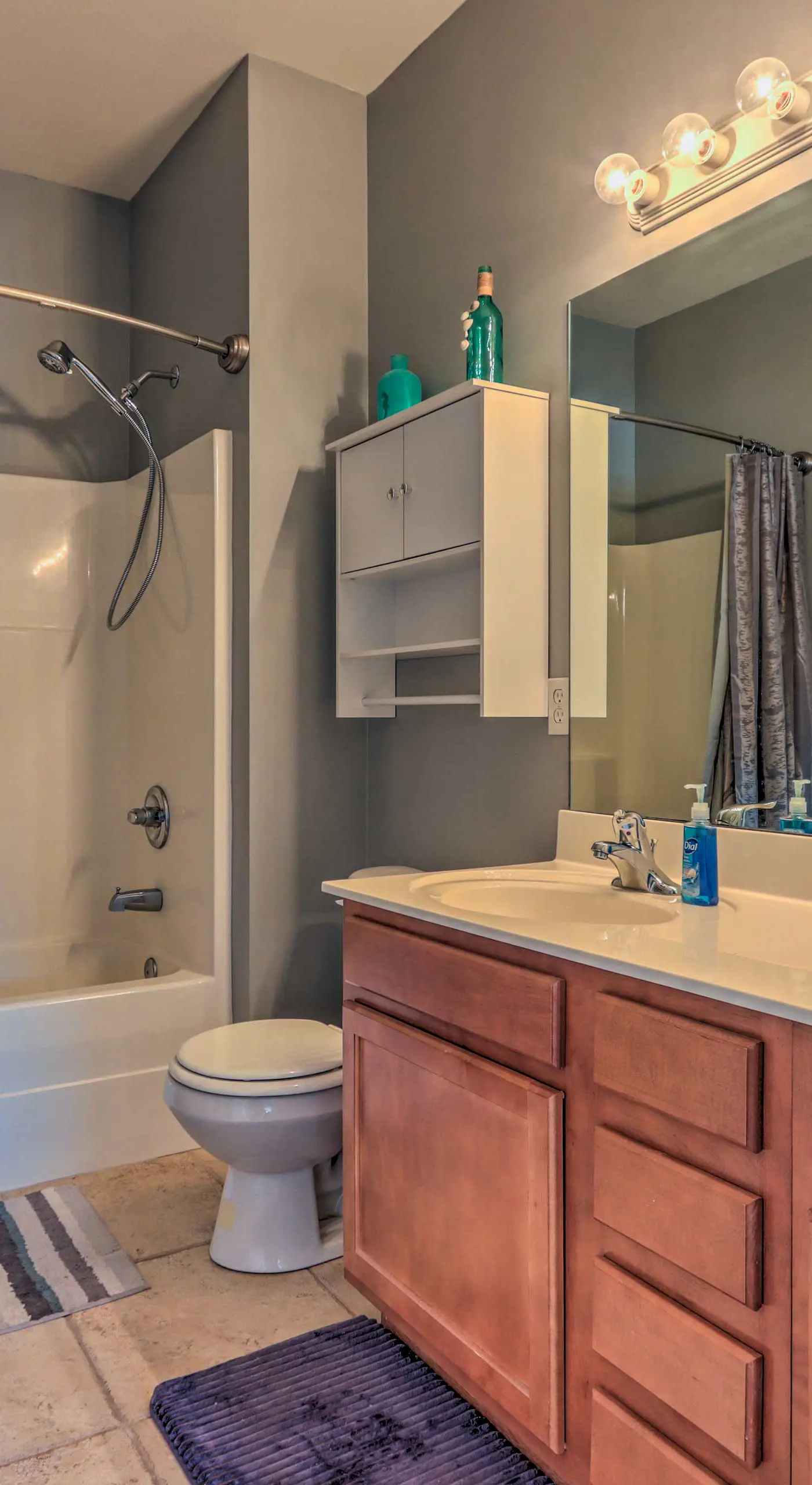 Lake & Poolside Fun! Water-View Camdenton Condo