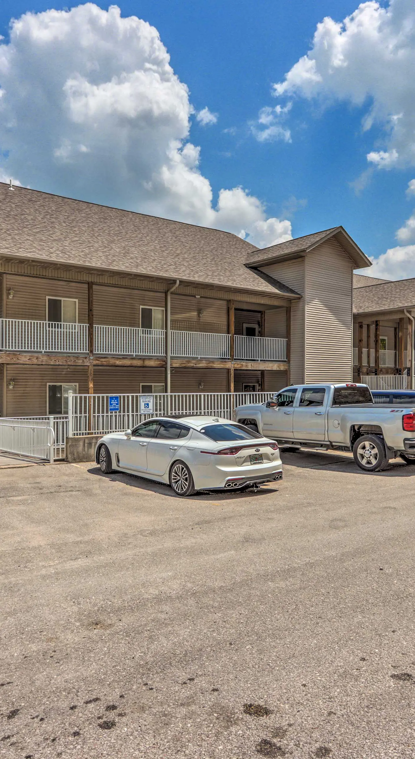 Lake & Poolside Fun! Water-View Camdenton Condo