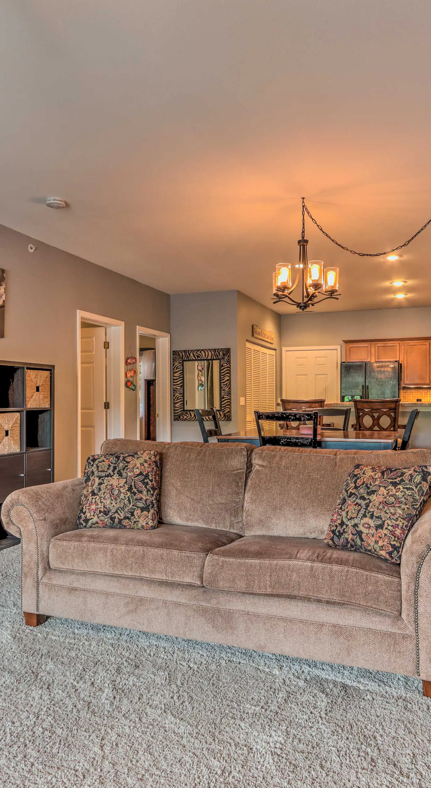 Lake & Poolside Fun! Water-View Camdenton Condo