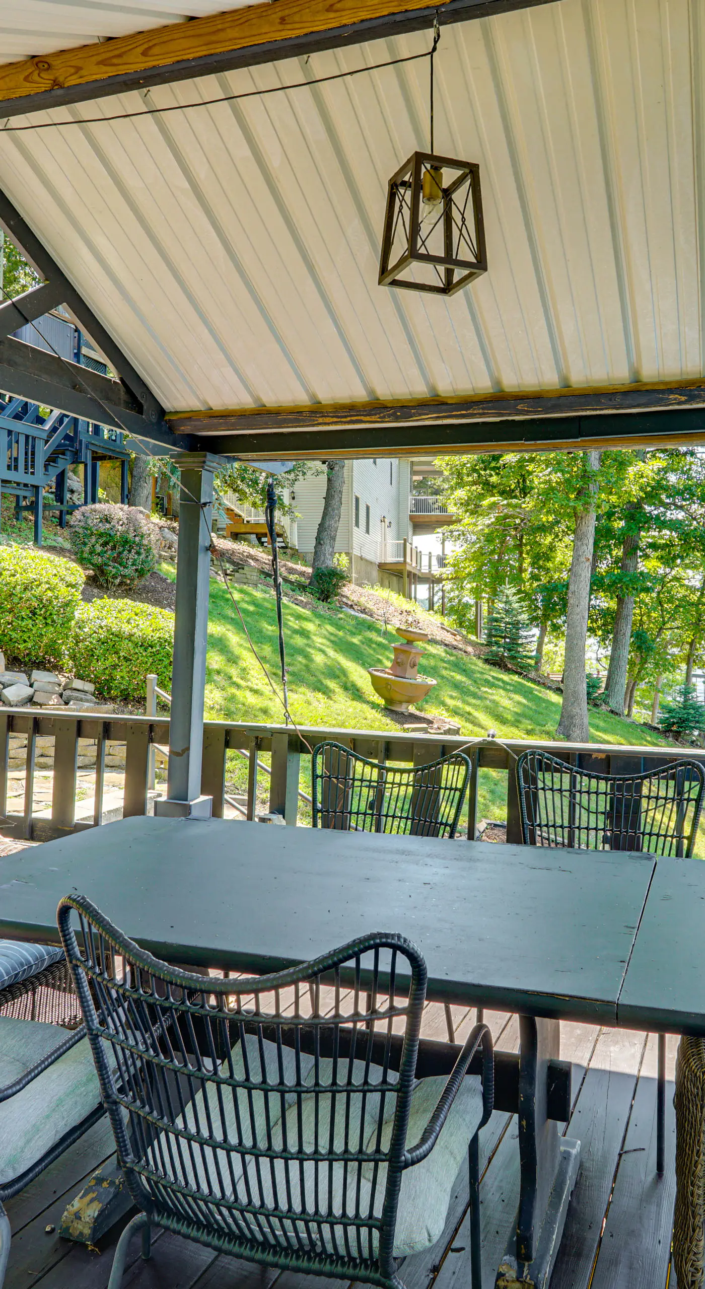 Hot Tub & Dock! Group Getaway in Lake Ozark