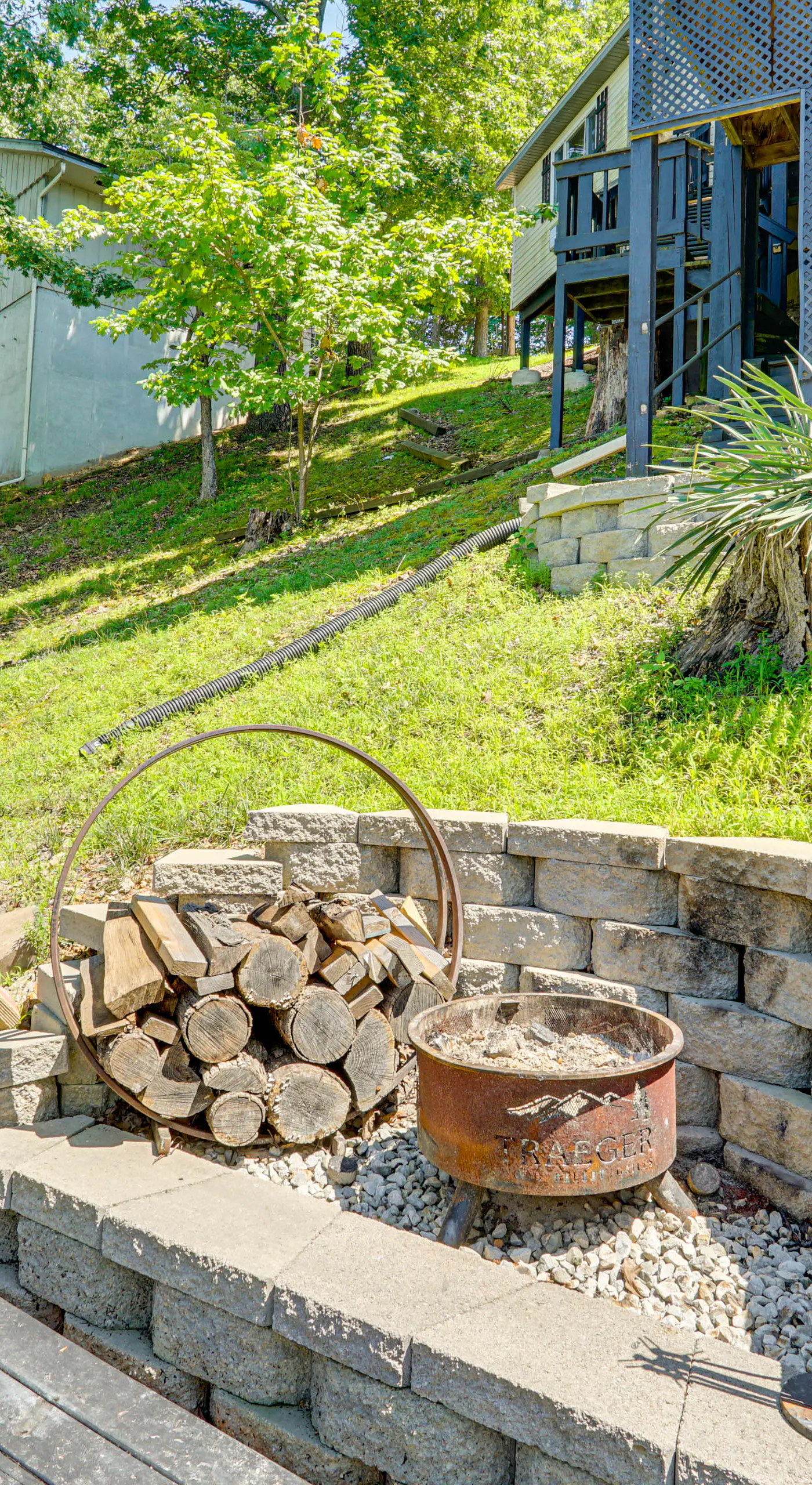 Hot Tub & Dock! Group Getaway in Lake Ozark