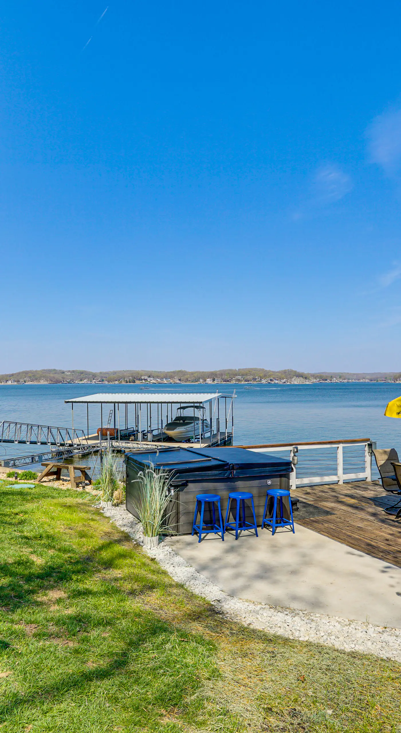 'Bittersweet Lakefront Retreat' w/ Hot Tub & Dock!