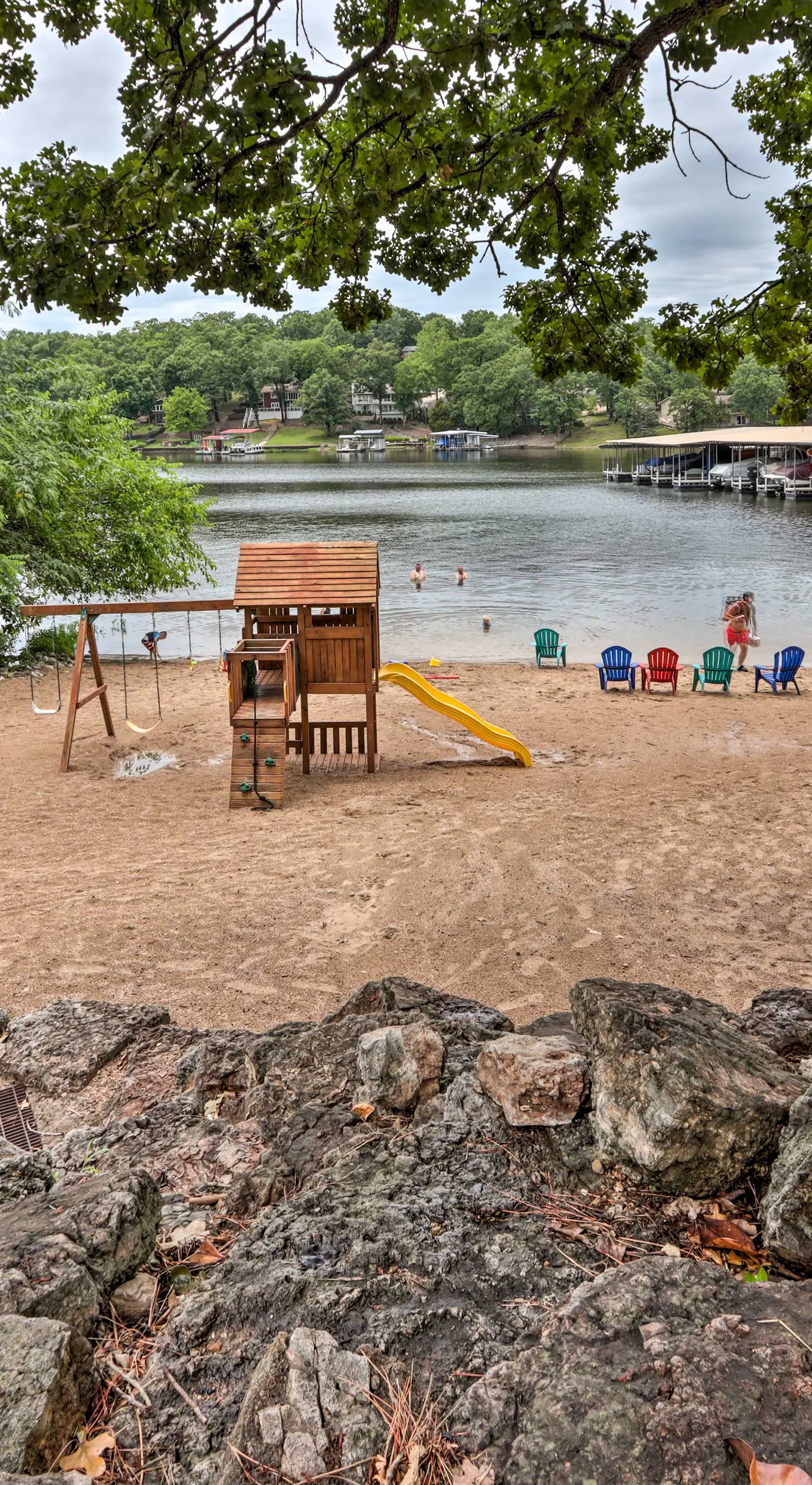 Beach & Pool Access: Lake of the Ozarks Condo!