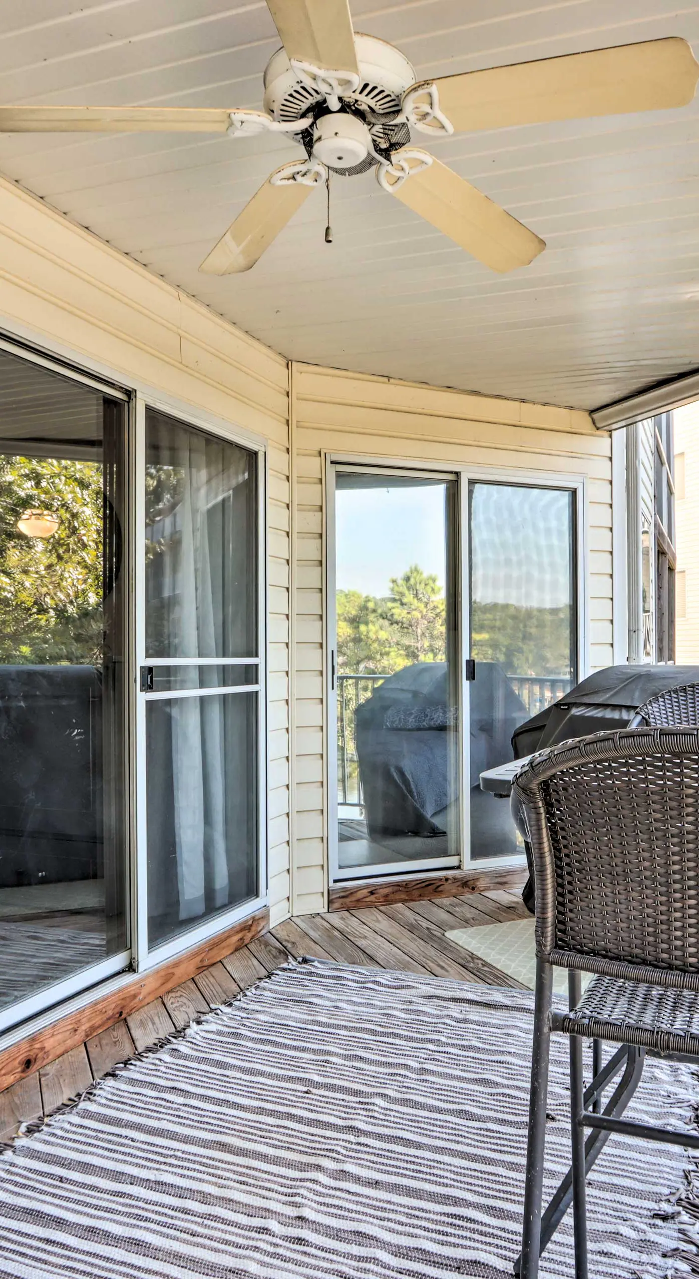 Beach & Pool Access: Lake of the Ozarks Condo!