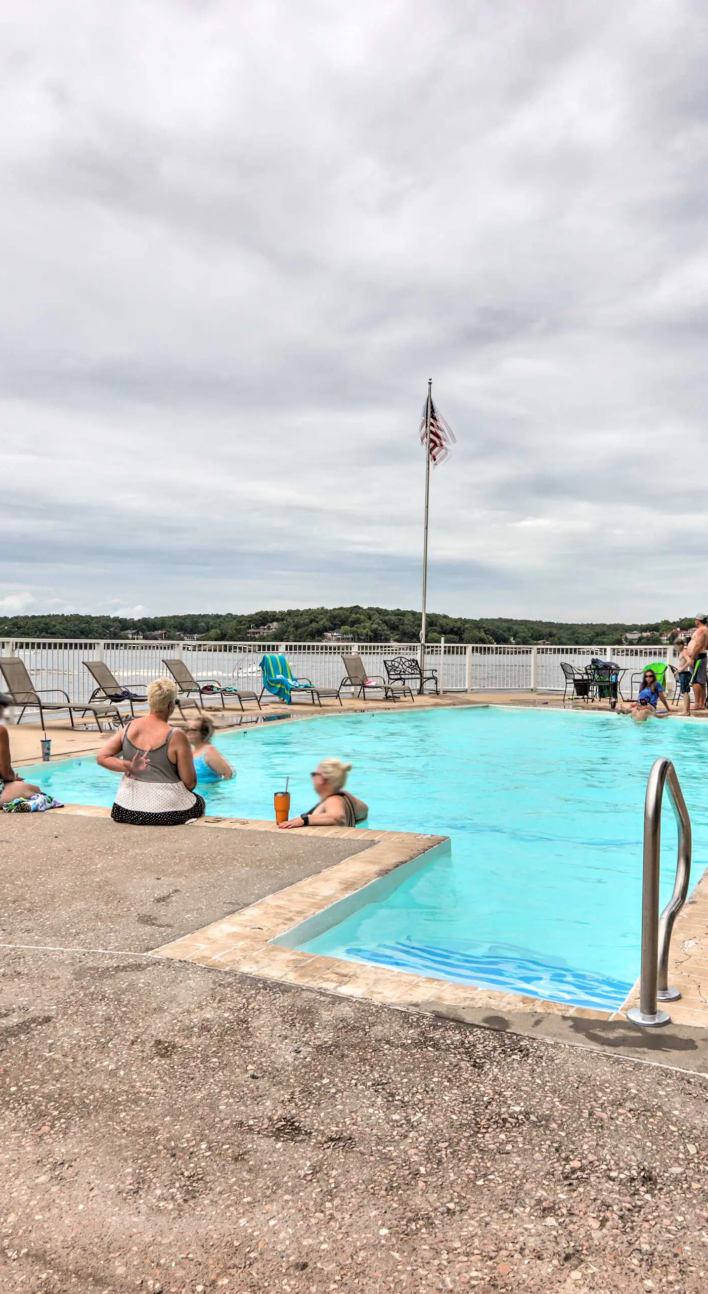 Beach & Pool Access: Lake of the Ozarks Condo!