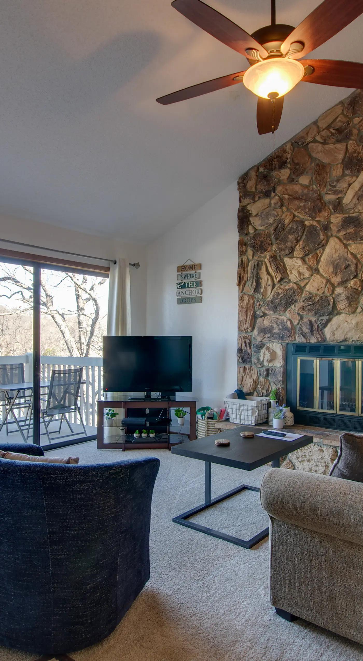 Pool & Lake Access! 3rd-Floor Osage Beach Retreat