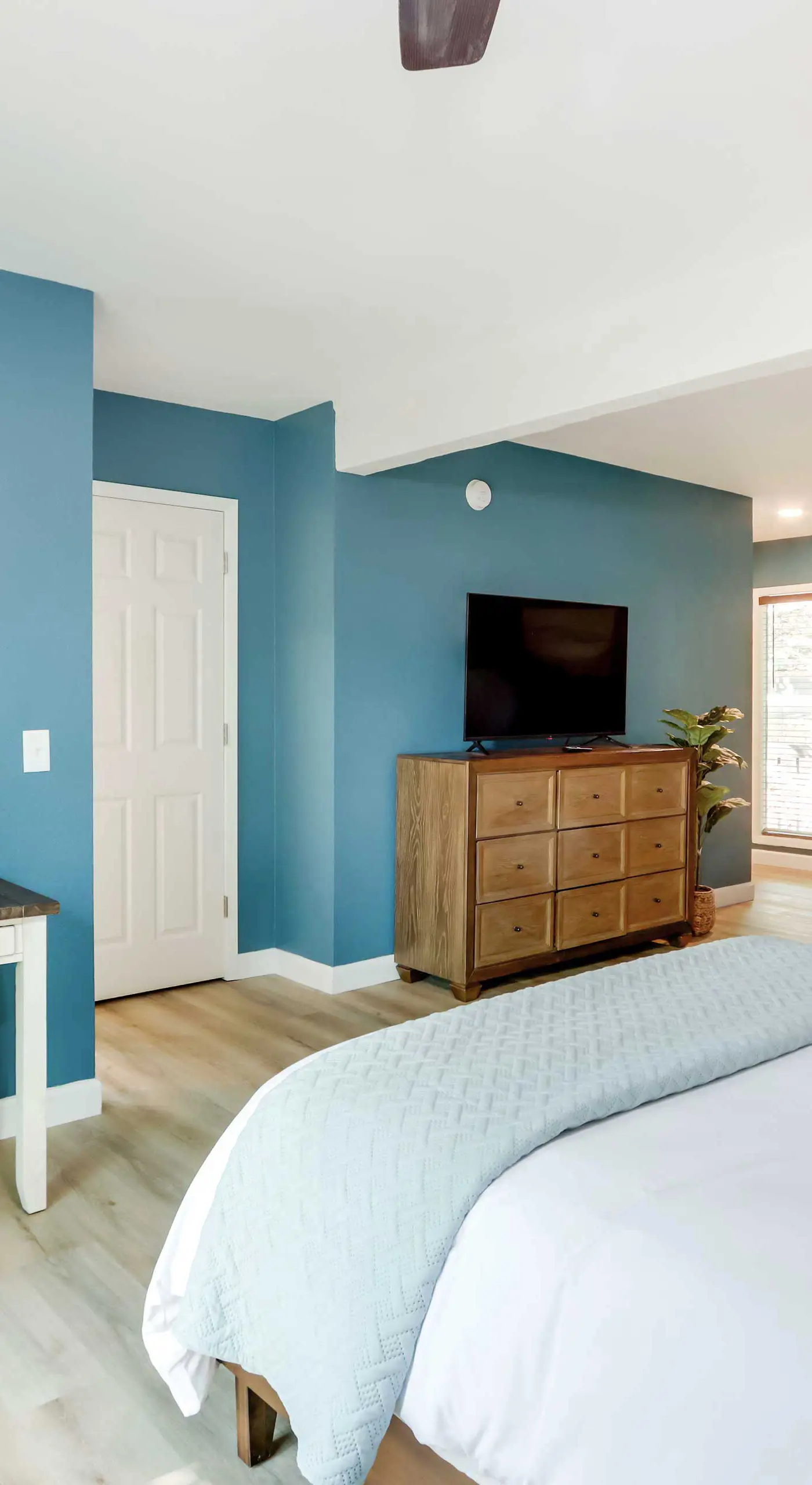 Families w/ Pets! Lake-View Osage Beach Home