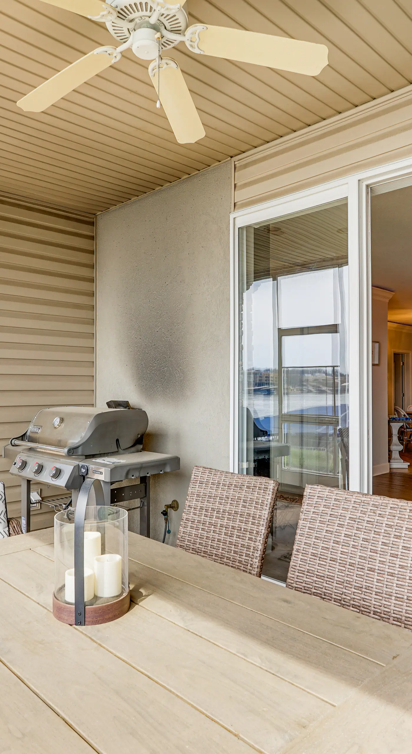 Furnished Porch, Resort Pools! Lands End Condo
