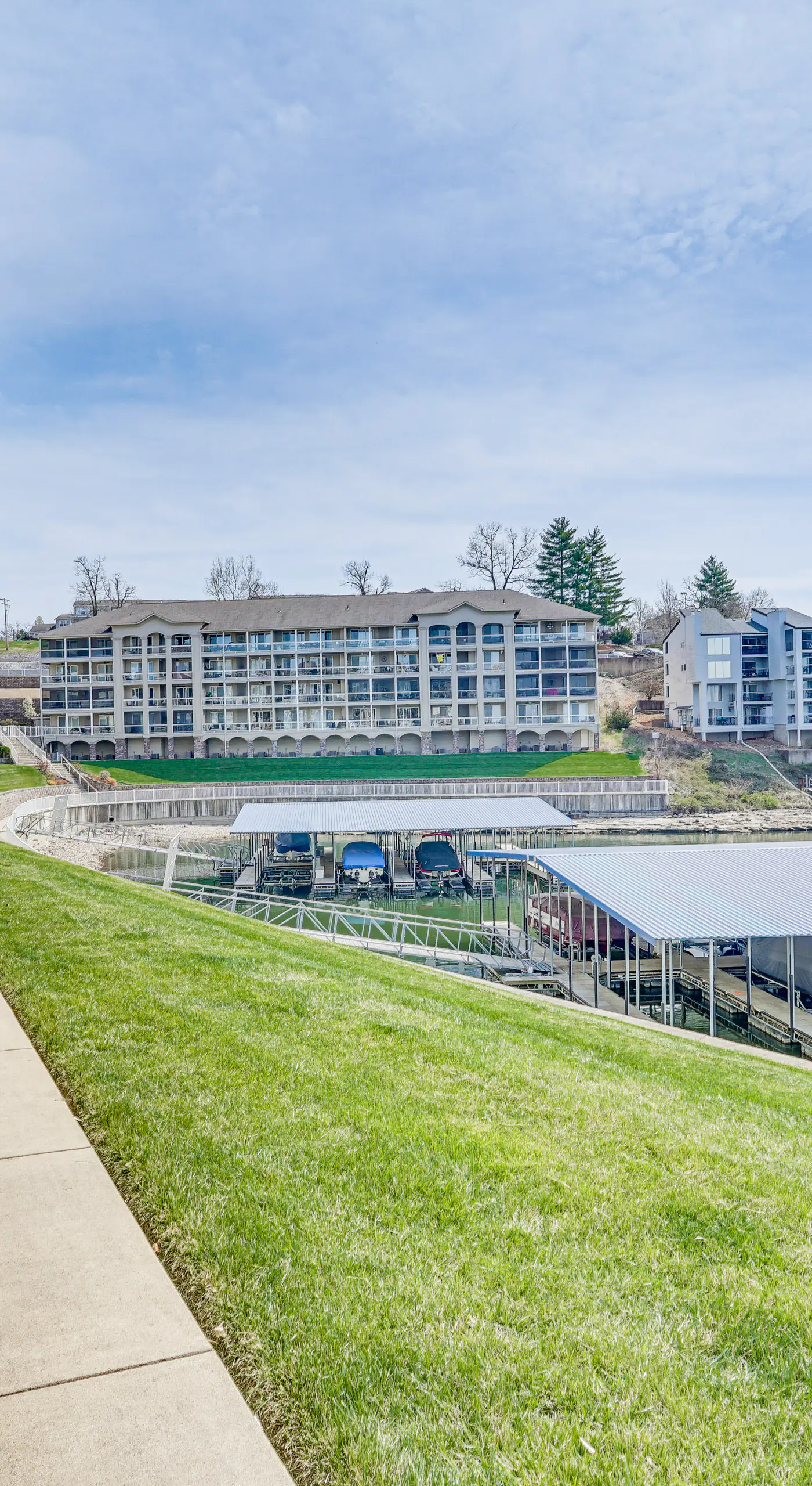 Furnished Porch, Resort Pools! Lands End Condo
