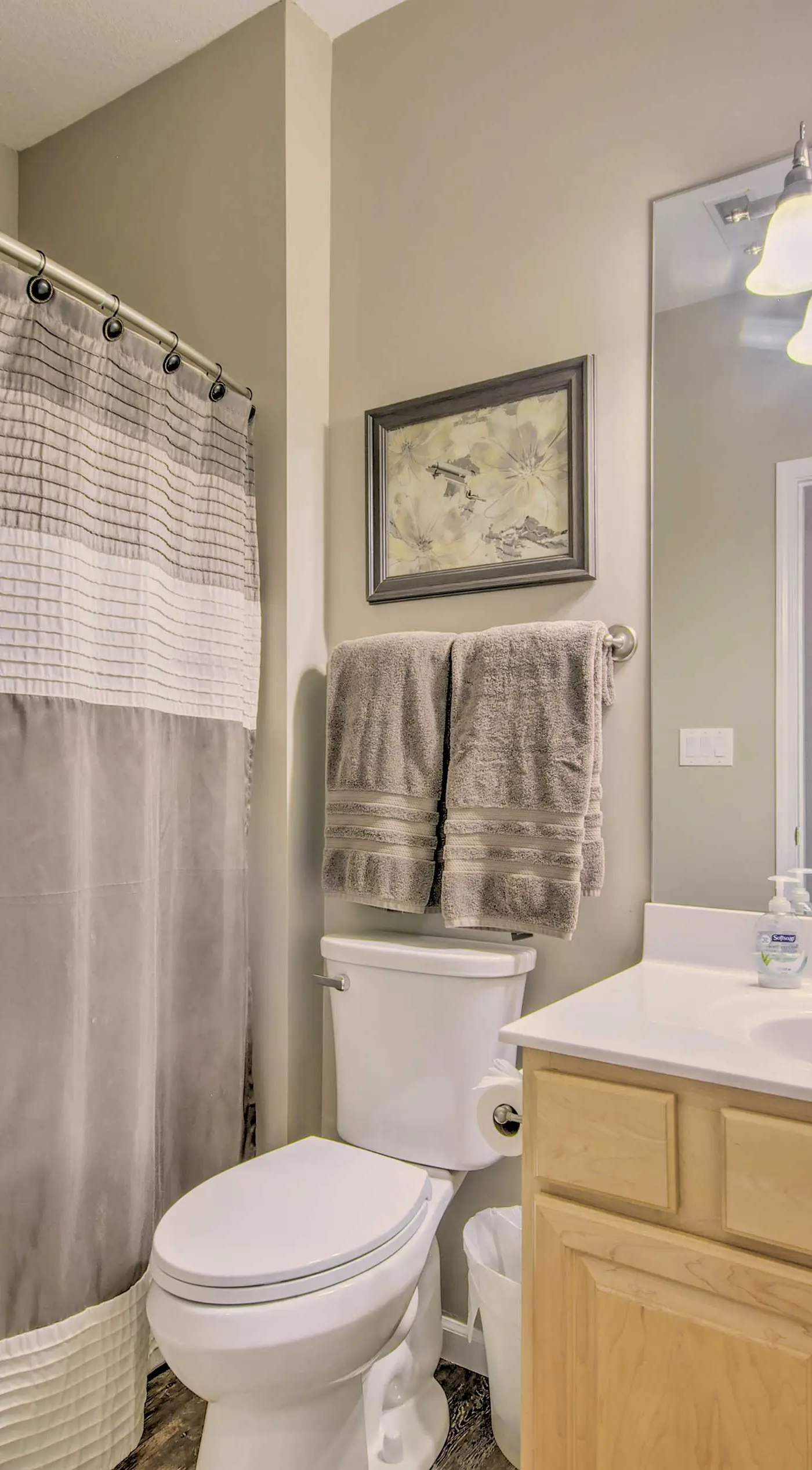 Relax by Pools: Top-Floor Lands End Corner Unit