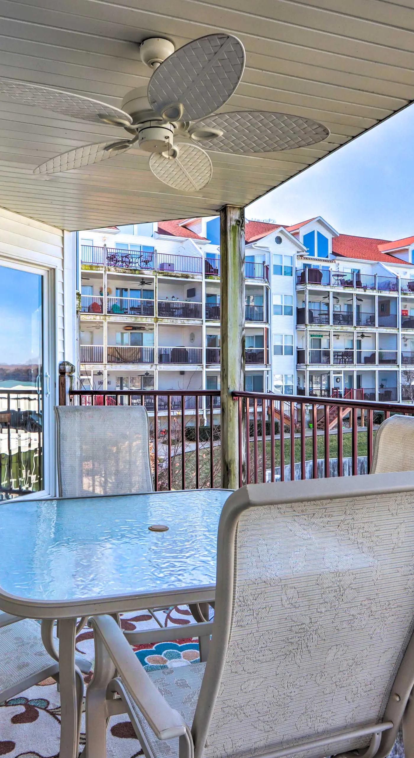 Boat, Fish & Swim On-Site: Lake of The Ozarks Unit